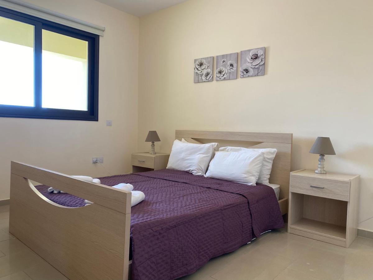 Kyklades & Appartement Paralimni