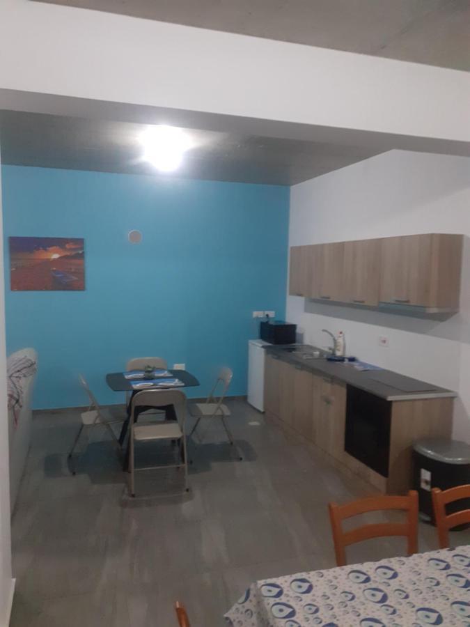 Ariadnis 3 Beds Pomos