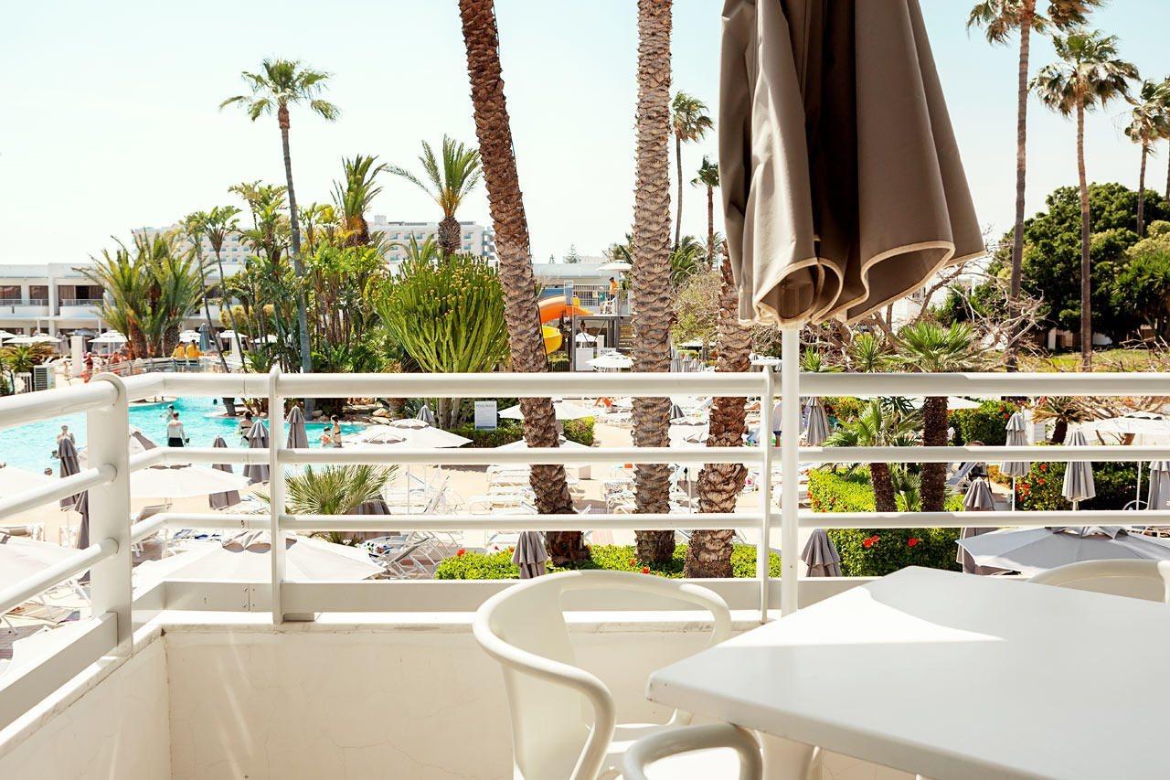 Aparthotel Sunwing Sandy Bay Village