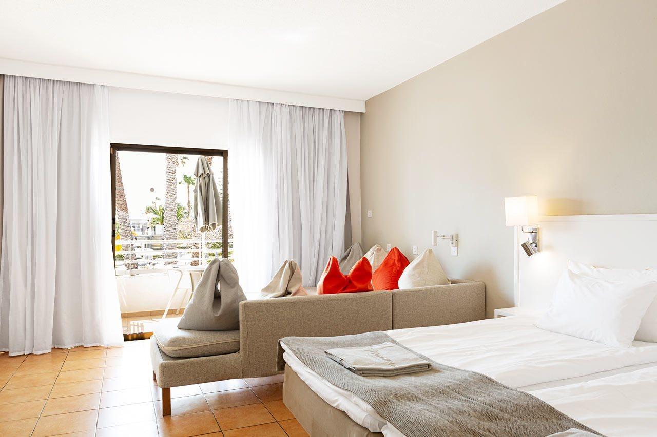 Aparthotel Sunwing Sandy Bay Village Ayia Napa