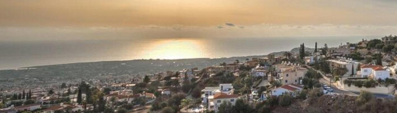 Panoramic Holidays - Premium 8 Peyia