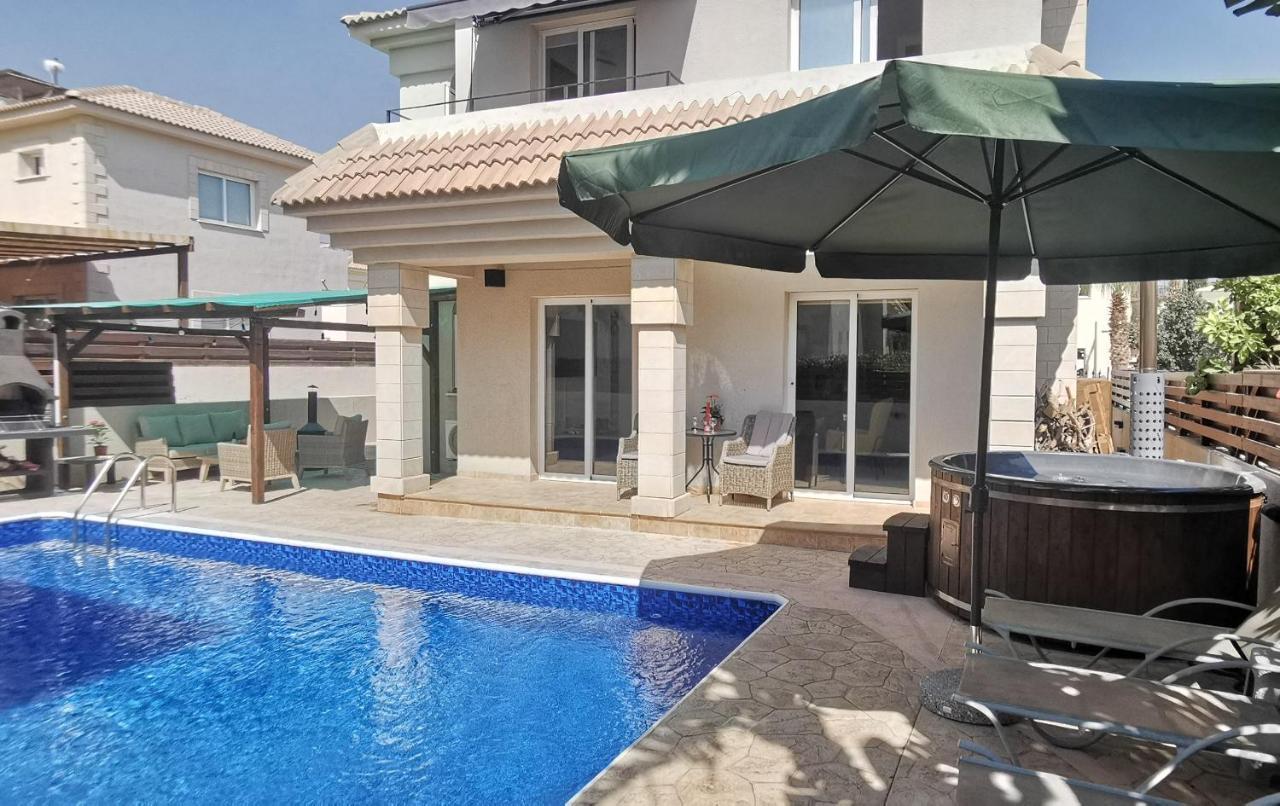 Great Maria Villa