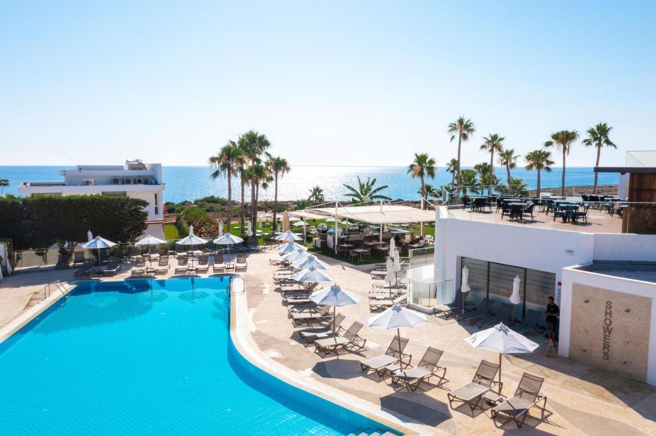Hotel Leonardo Crystal Cove & - Adults Only 4*