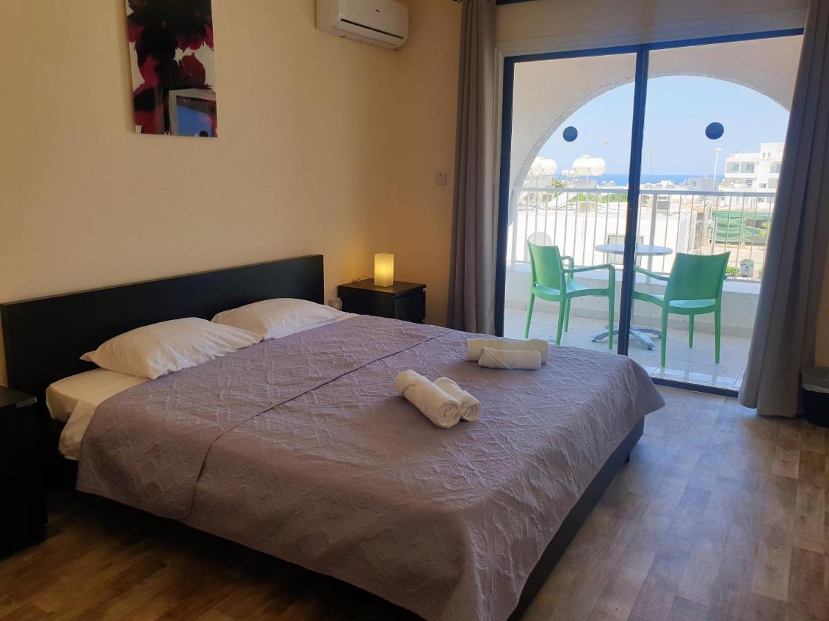 Leucolla Hill & Sea Apartment