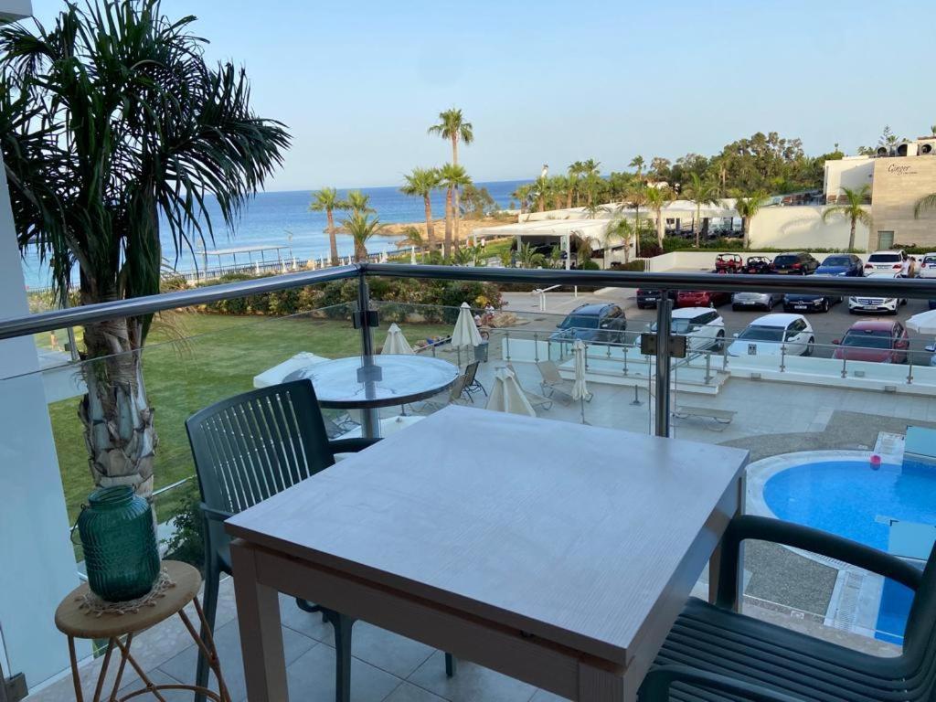 Coralli Superior Seaview Apartment Protaras