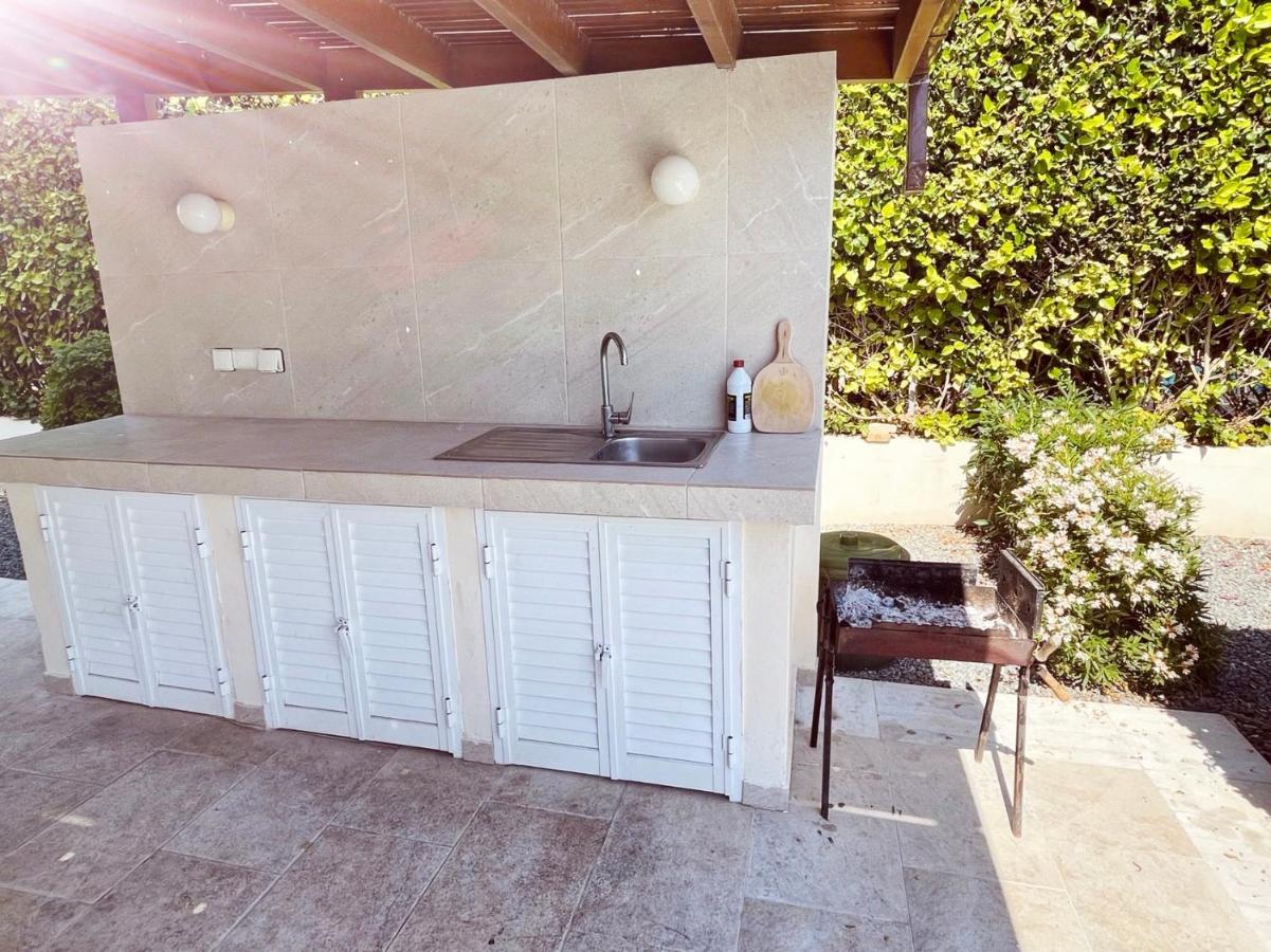 Villa14 Sea Breeze Klorakas