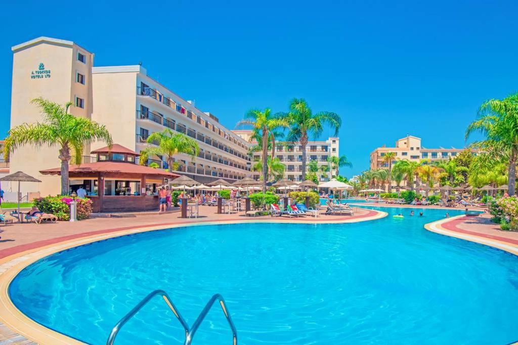 Hotel Tsokkos Gardens 4*
