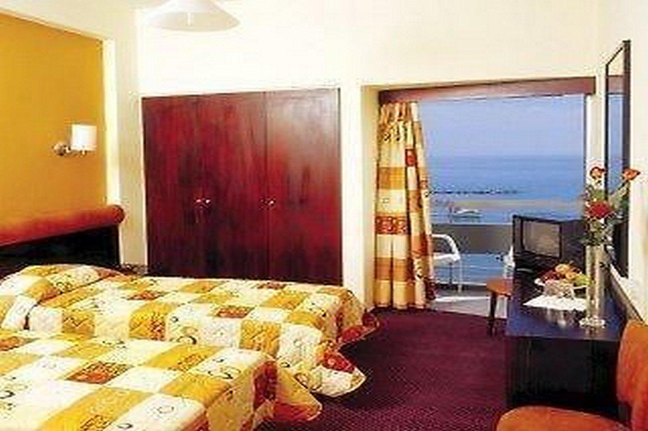 Pavemar Hotel Limasol