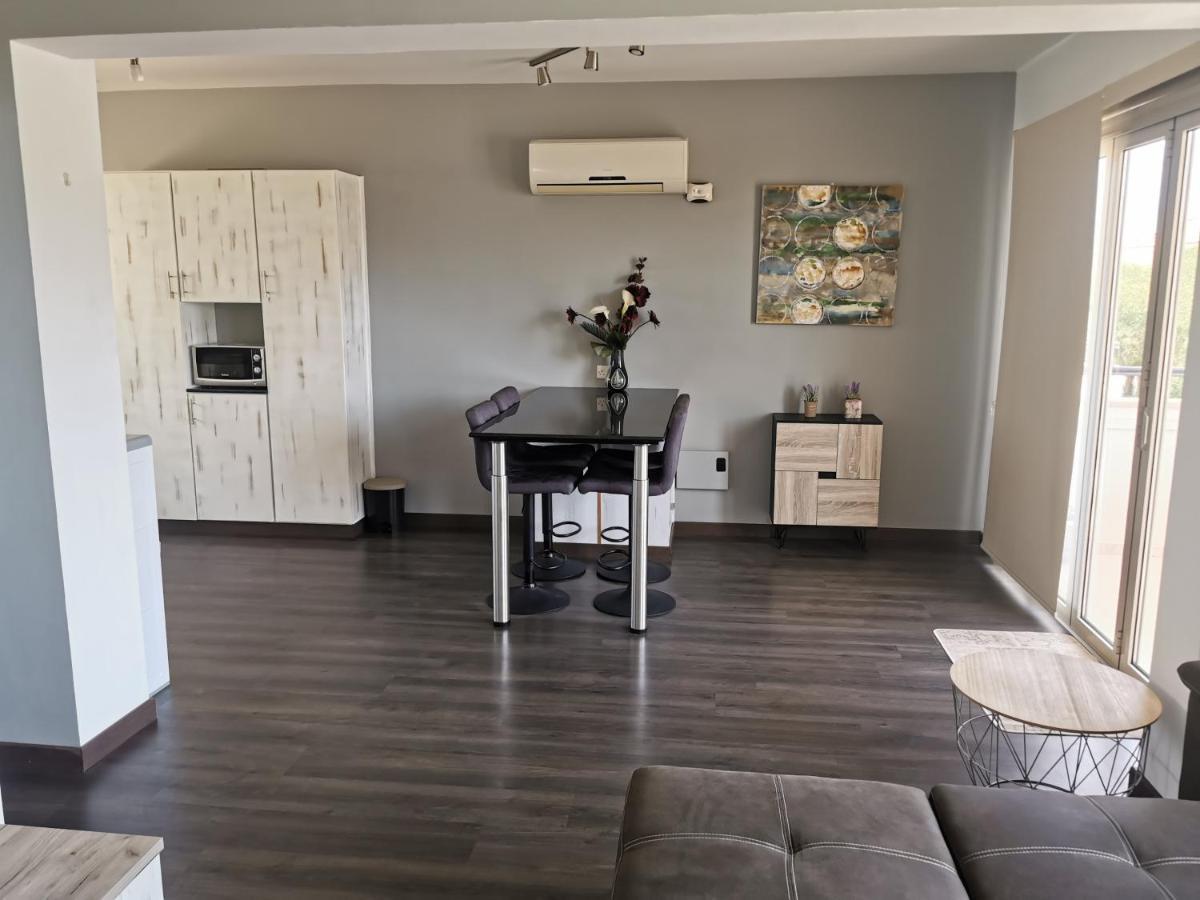 Apartment Sea View Cosy Protaras