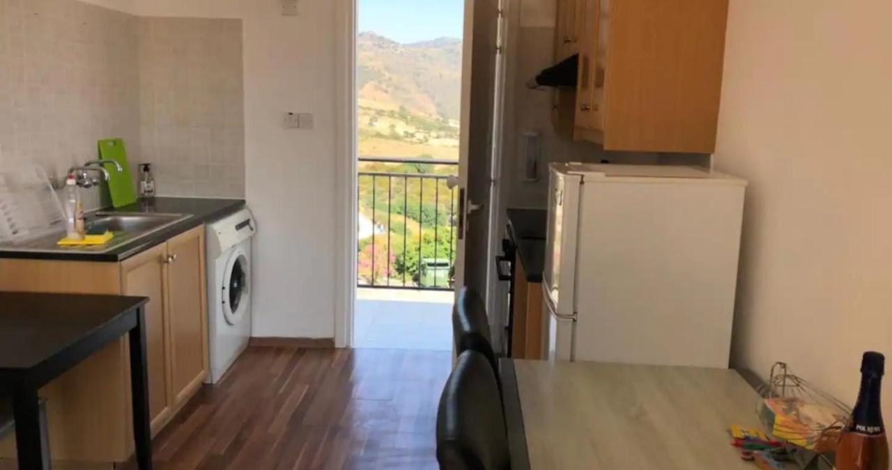 Panoramic Holidays Apartment *