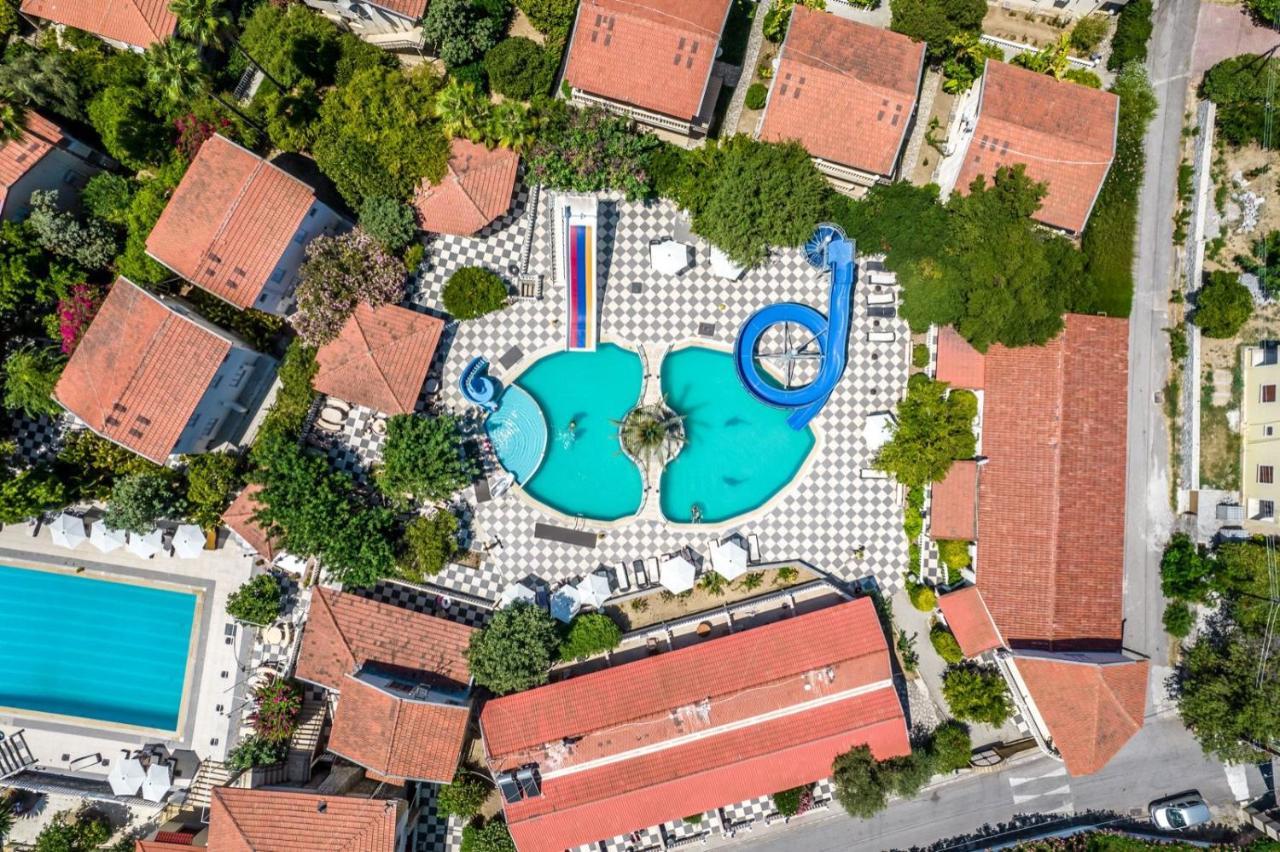 Riverside Garden Hotel 4*