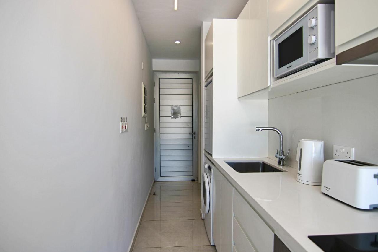 Apartment Phaedrus Living - Seaside Luxury Flat Harbour 105 Paphos