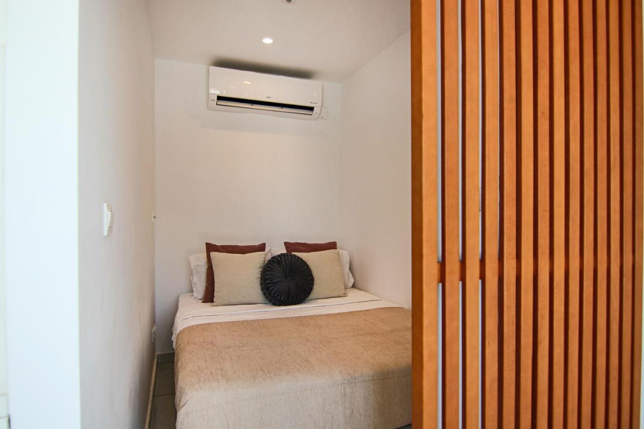 Phaedrus Living - Seaside Luxury Flat Harbour 105 * Paphos
