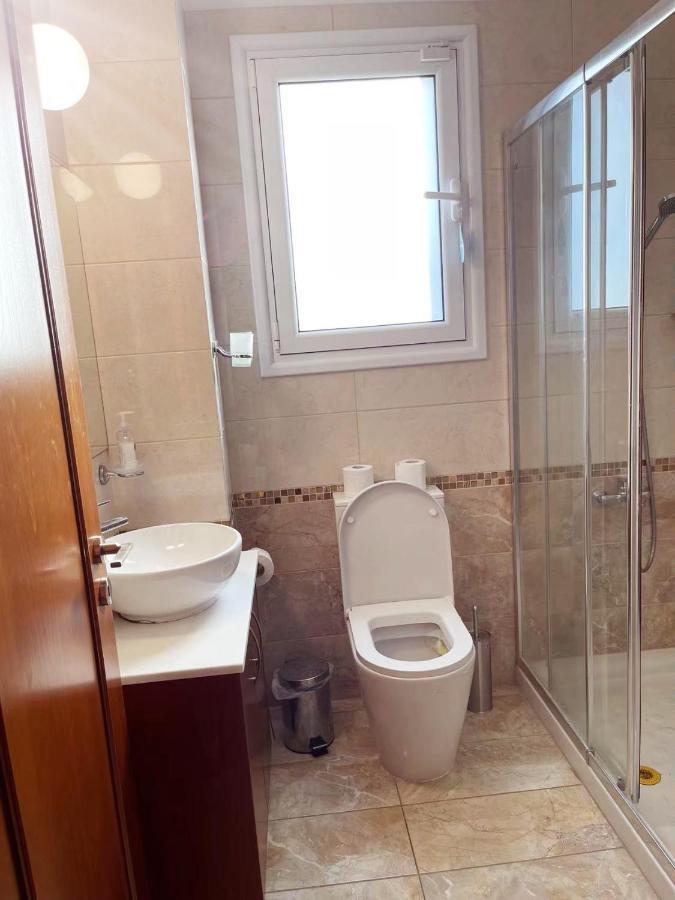 Villa14 Sea Breeze Villa Klorakas