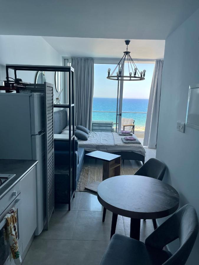 Sea View By The Coast Apartment *
