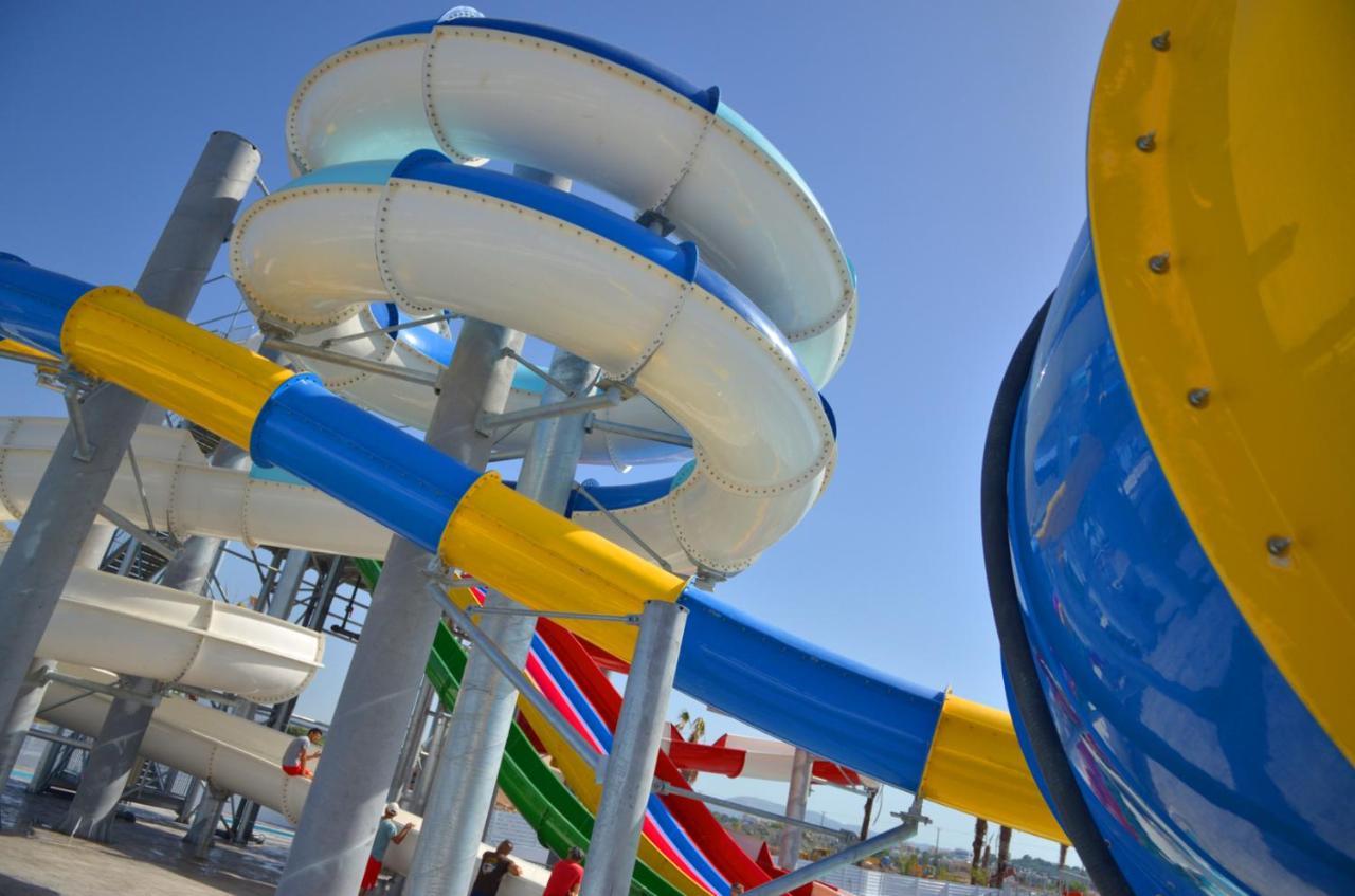 Resort King Evelthon &