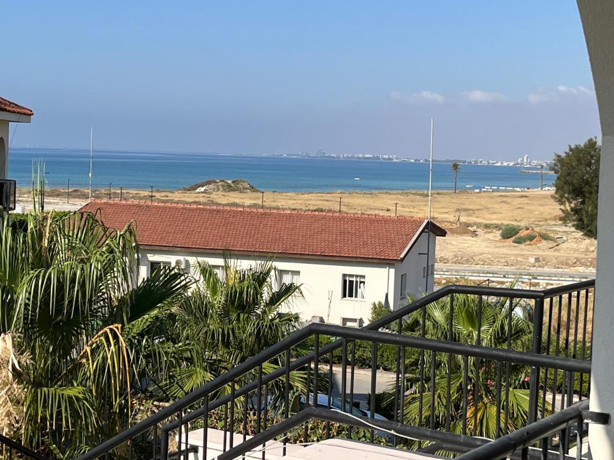 Seaview With Roof Terrace Apartment Gastria