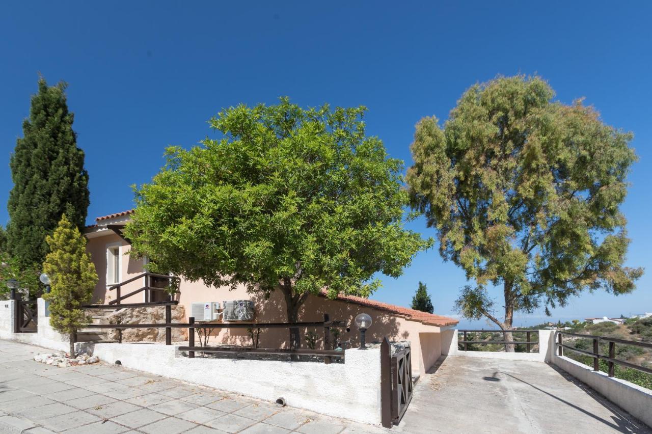 Villa Resitour - Perneri Three Bedroom Tala