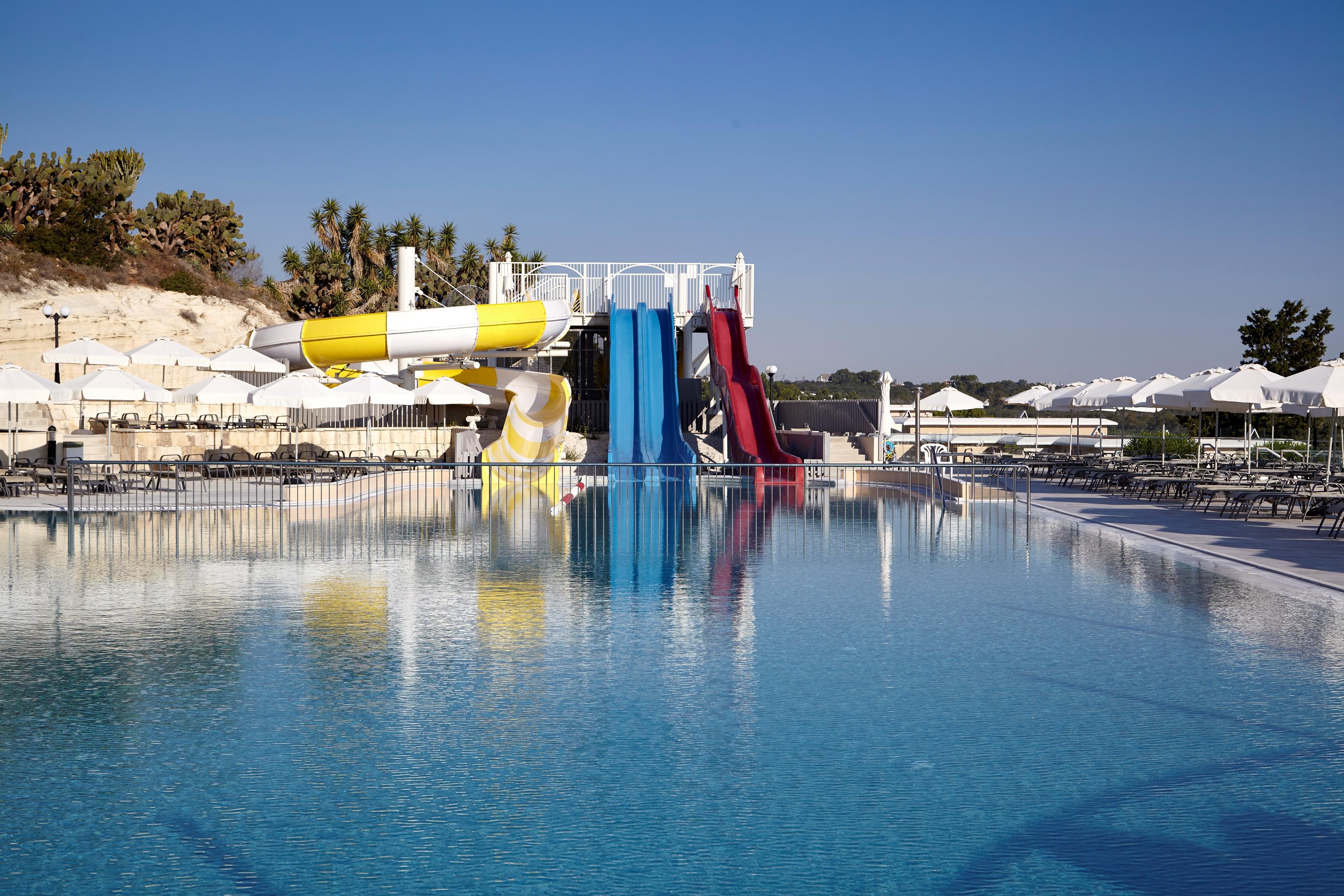 Louis St. Elias & Waterpark Hotel 4*