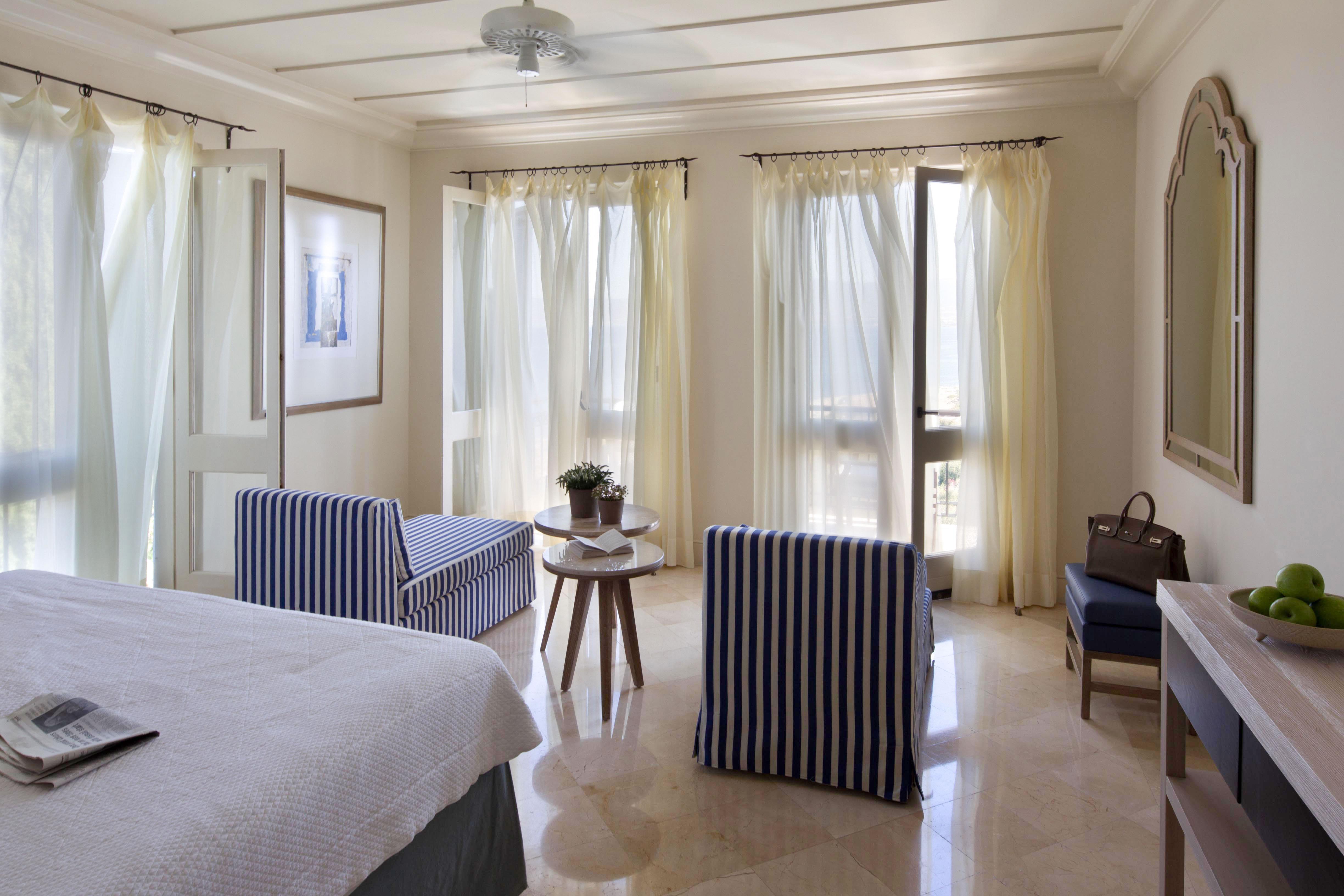 Anassa 5* Polis