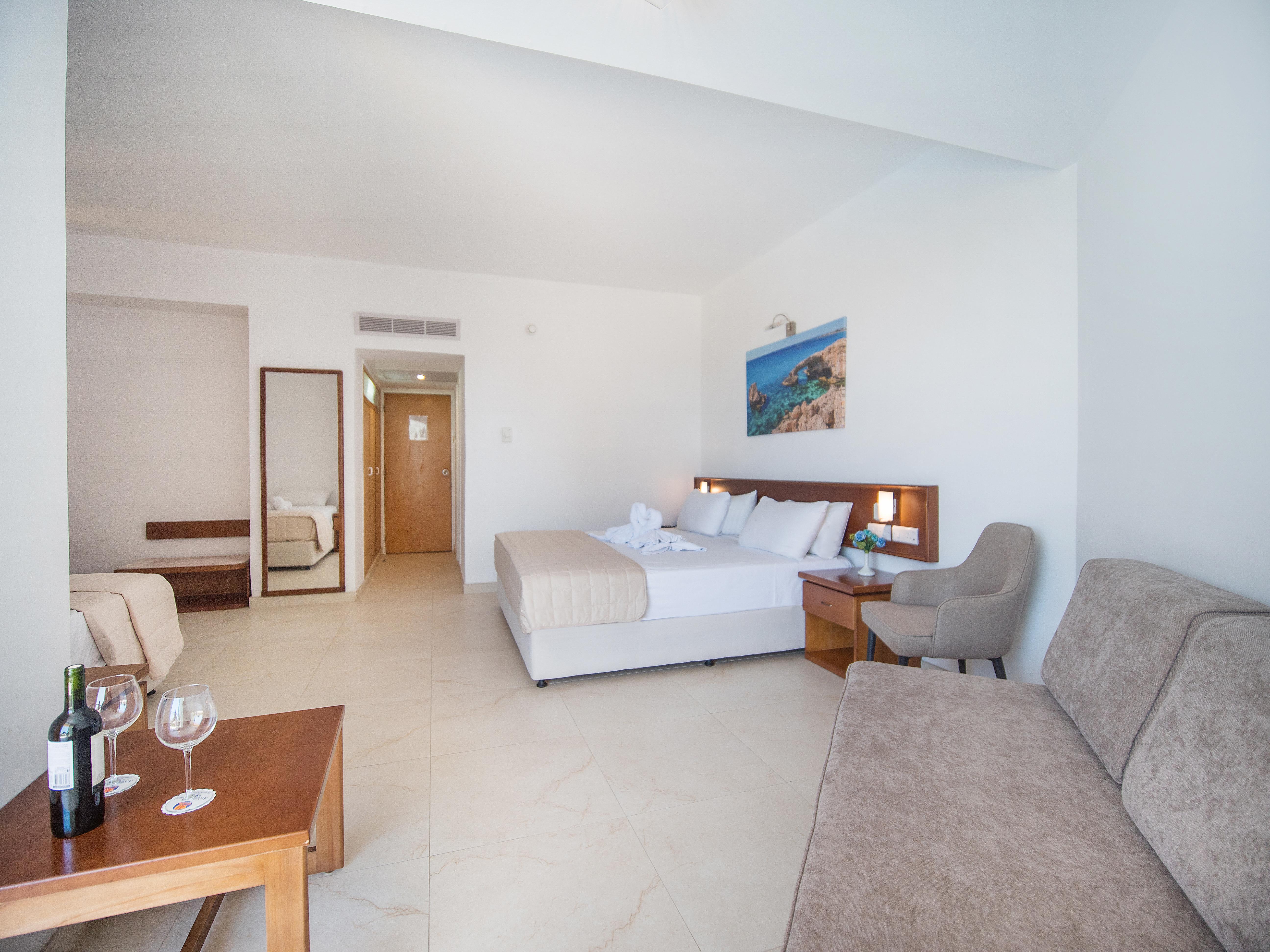 Avlida Hotel 4*