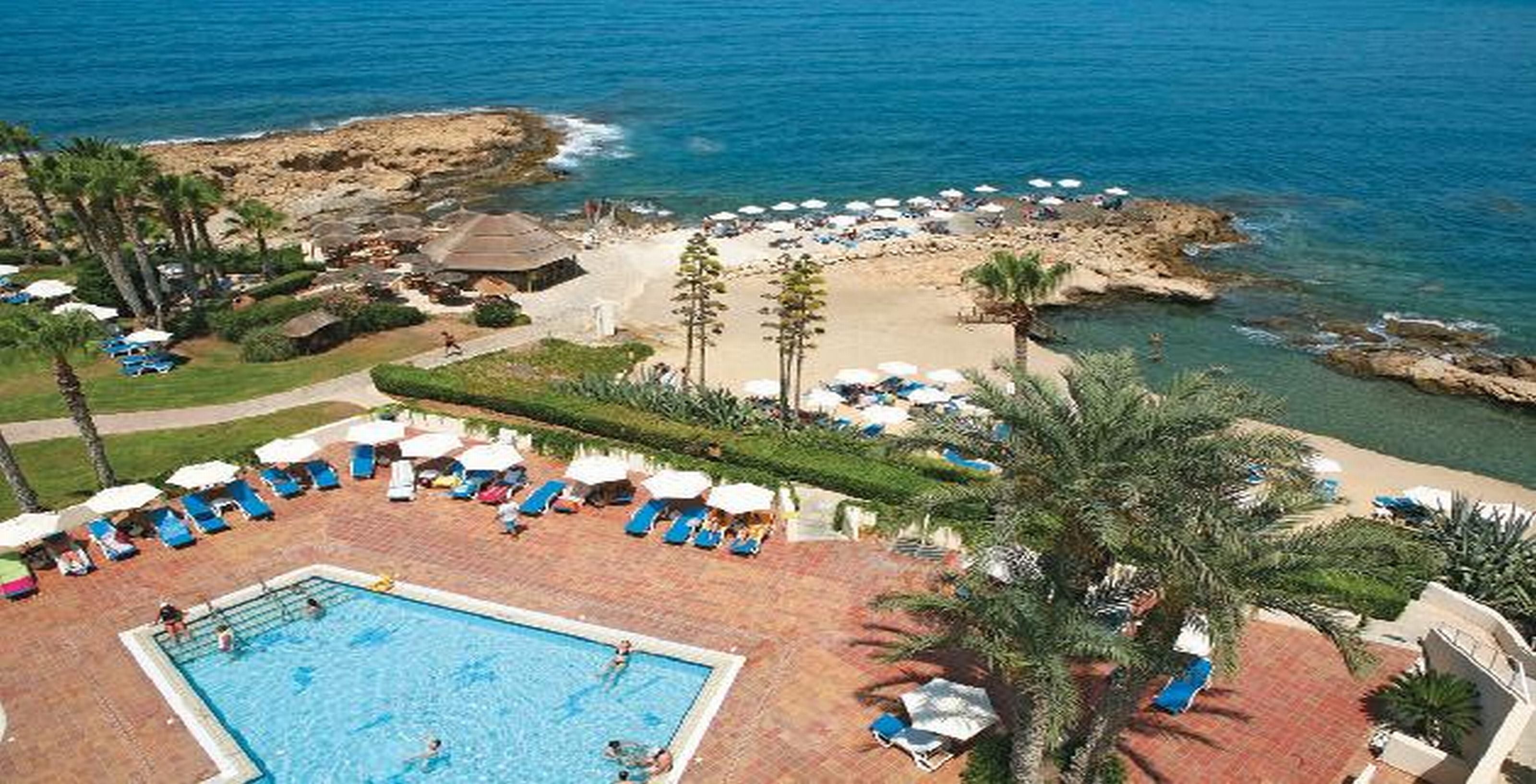 Cynthiana Hotel Kissonerga