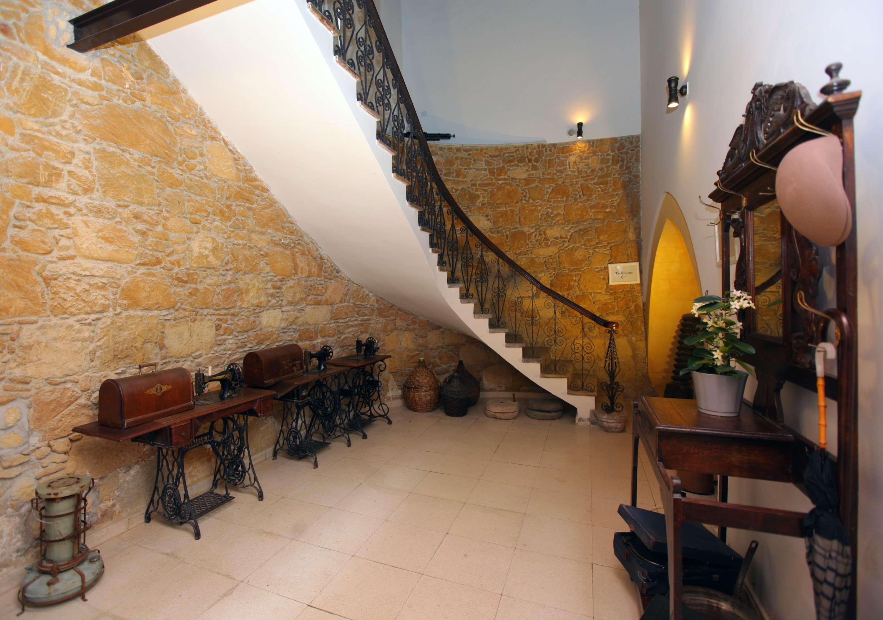Hotel Centrum - Center 3*