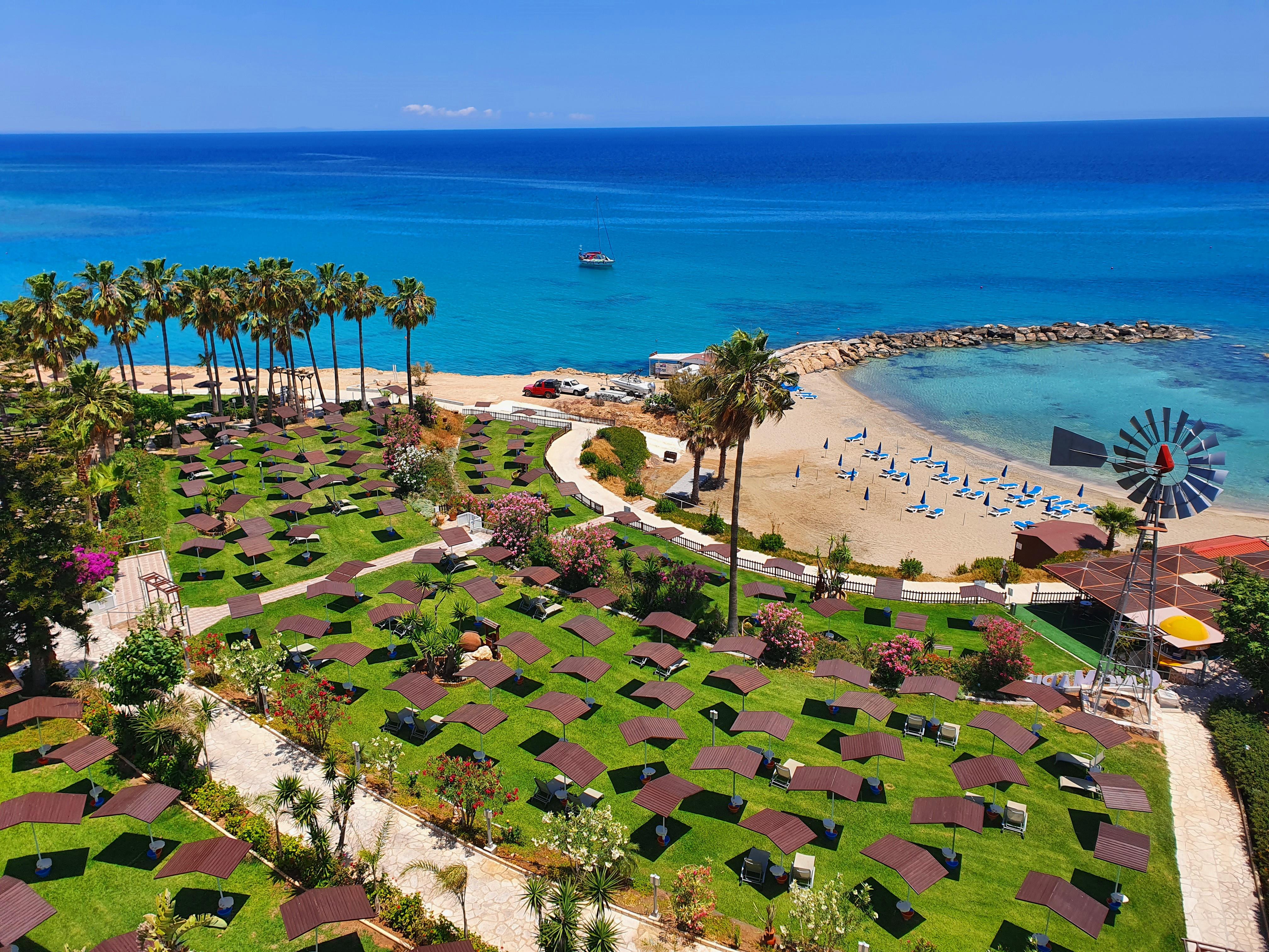 Cavo Maris 4*