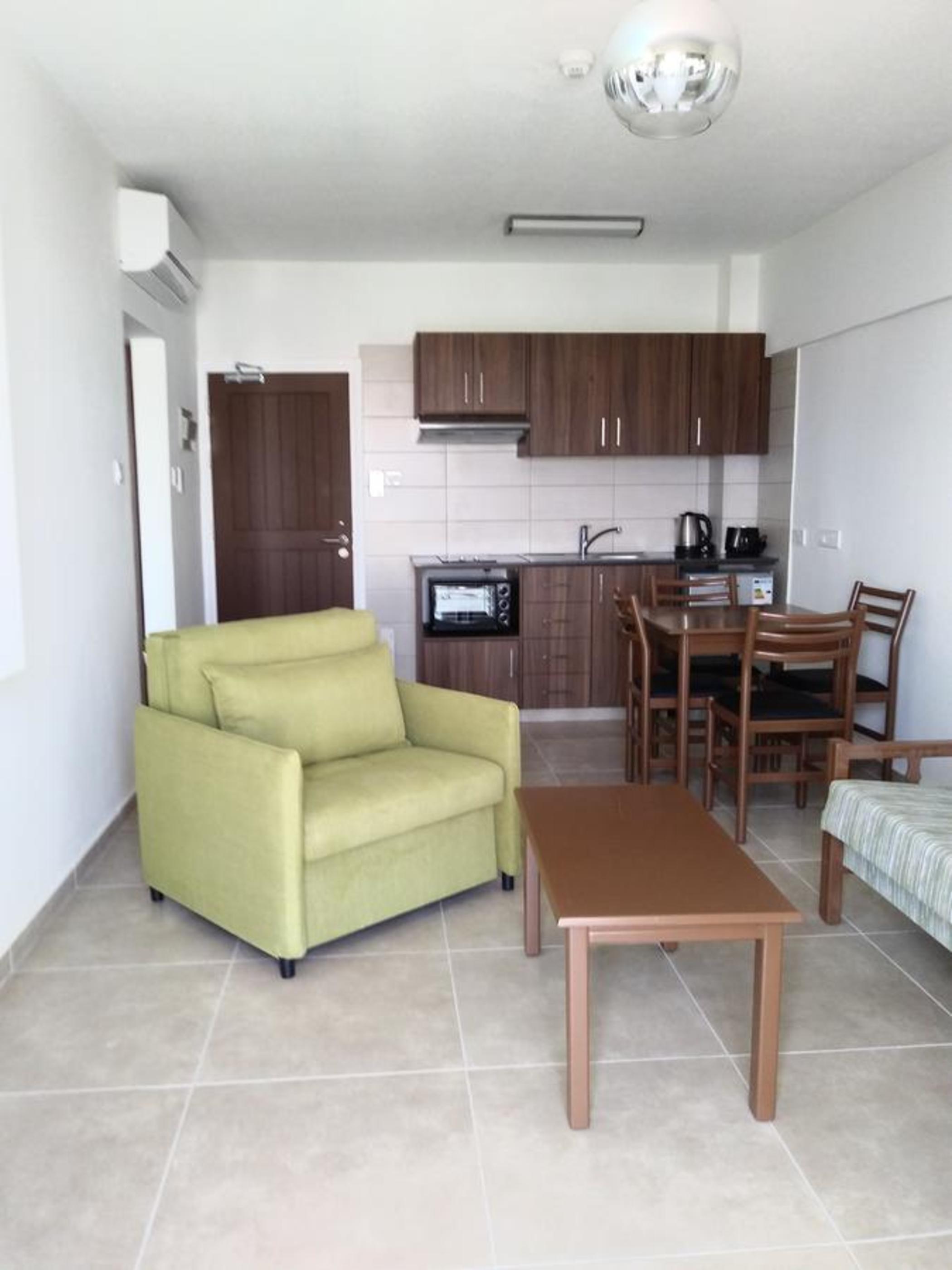 Aparthotel Livas 3*