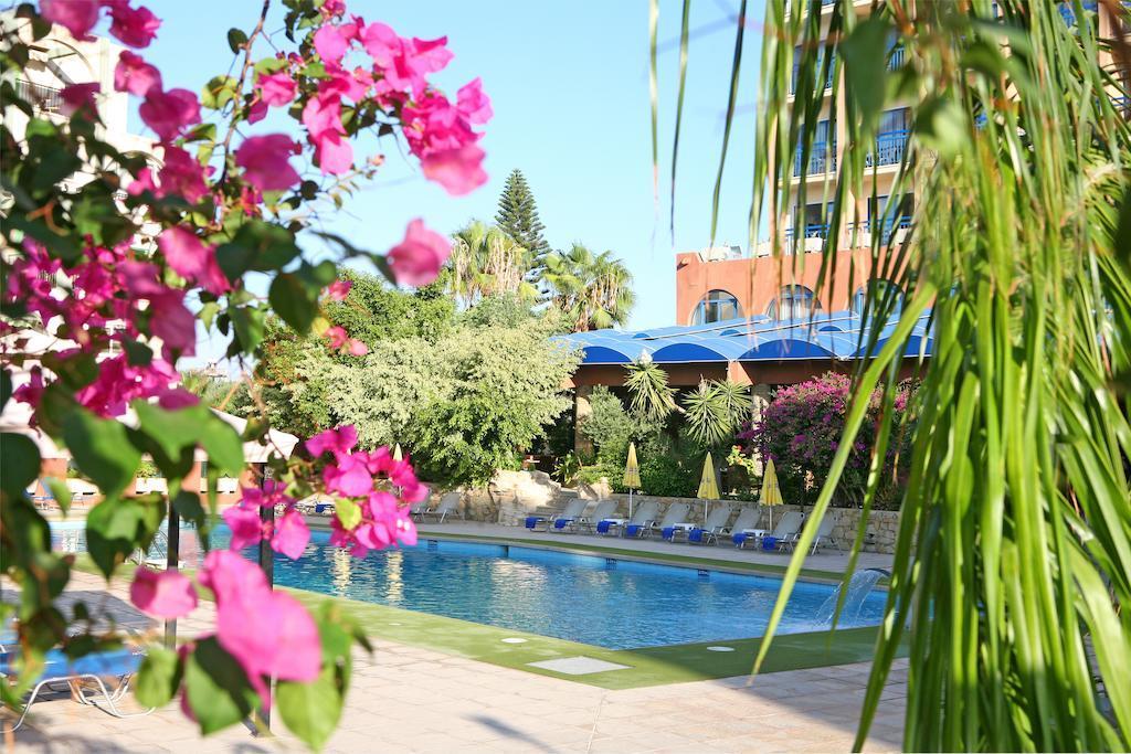 Hotel Navarria Blue 3*
