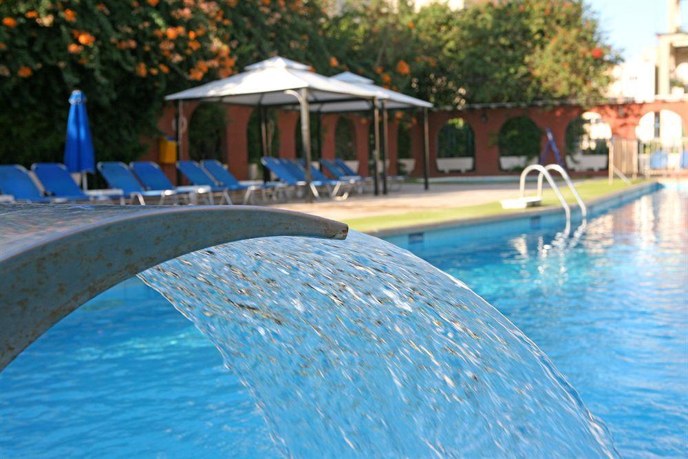 Navarria Blue Hotel 3*