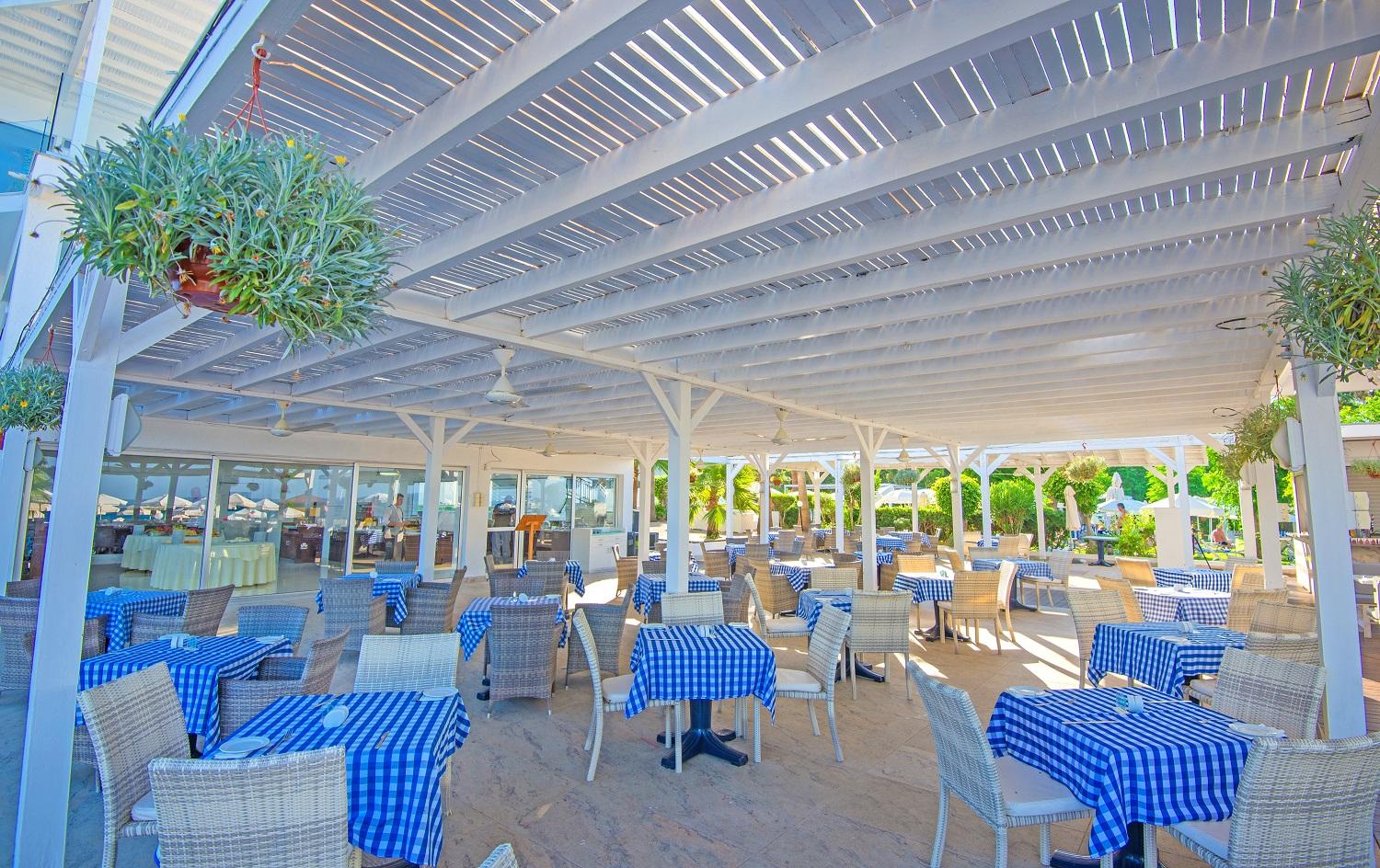 Silver Sands Hotel