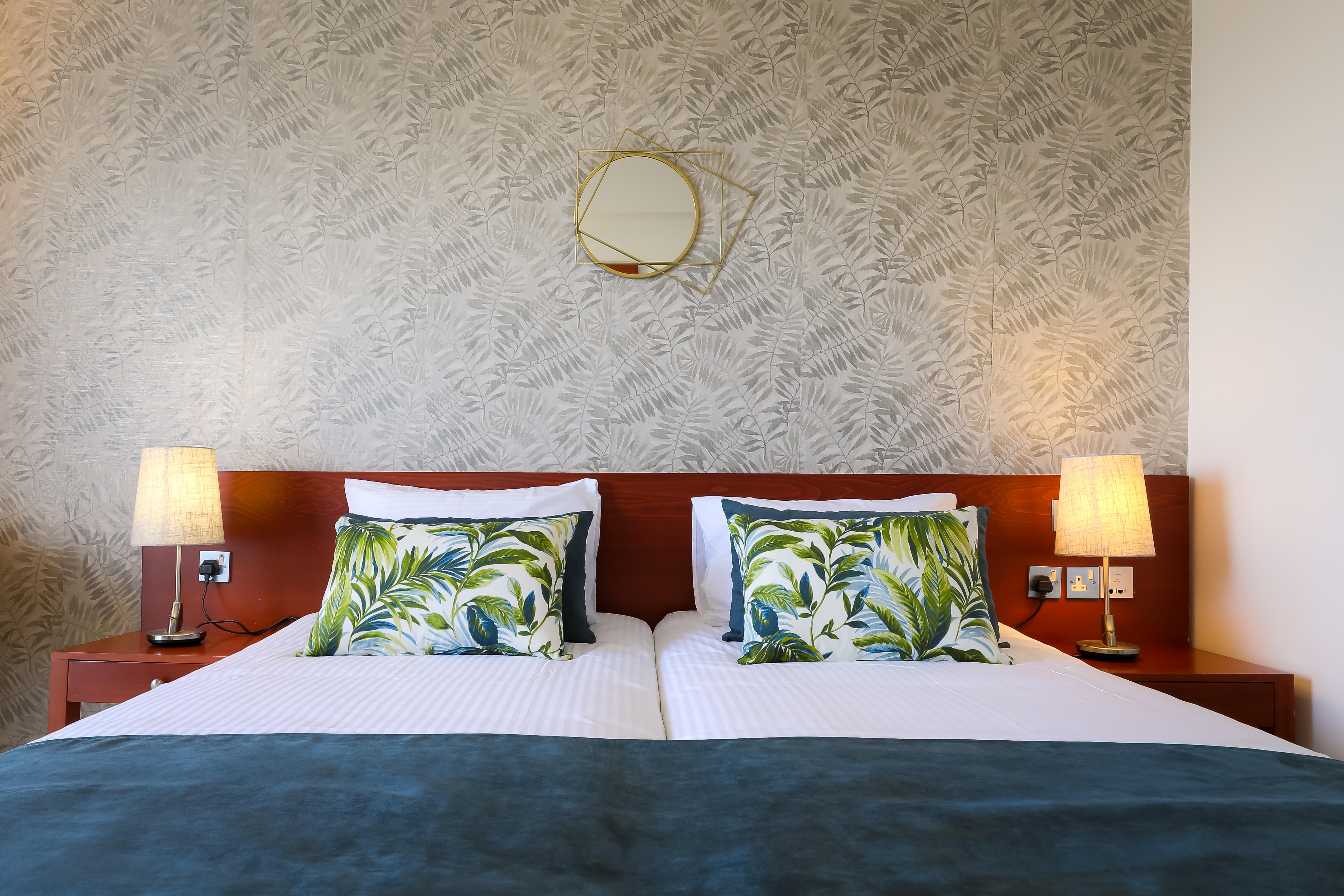 Hotel Iris