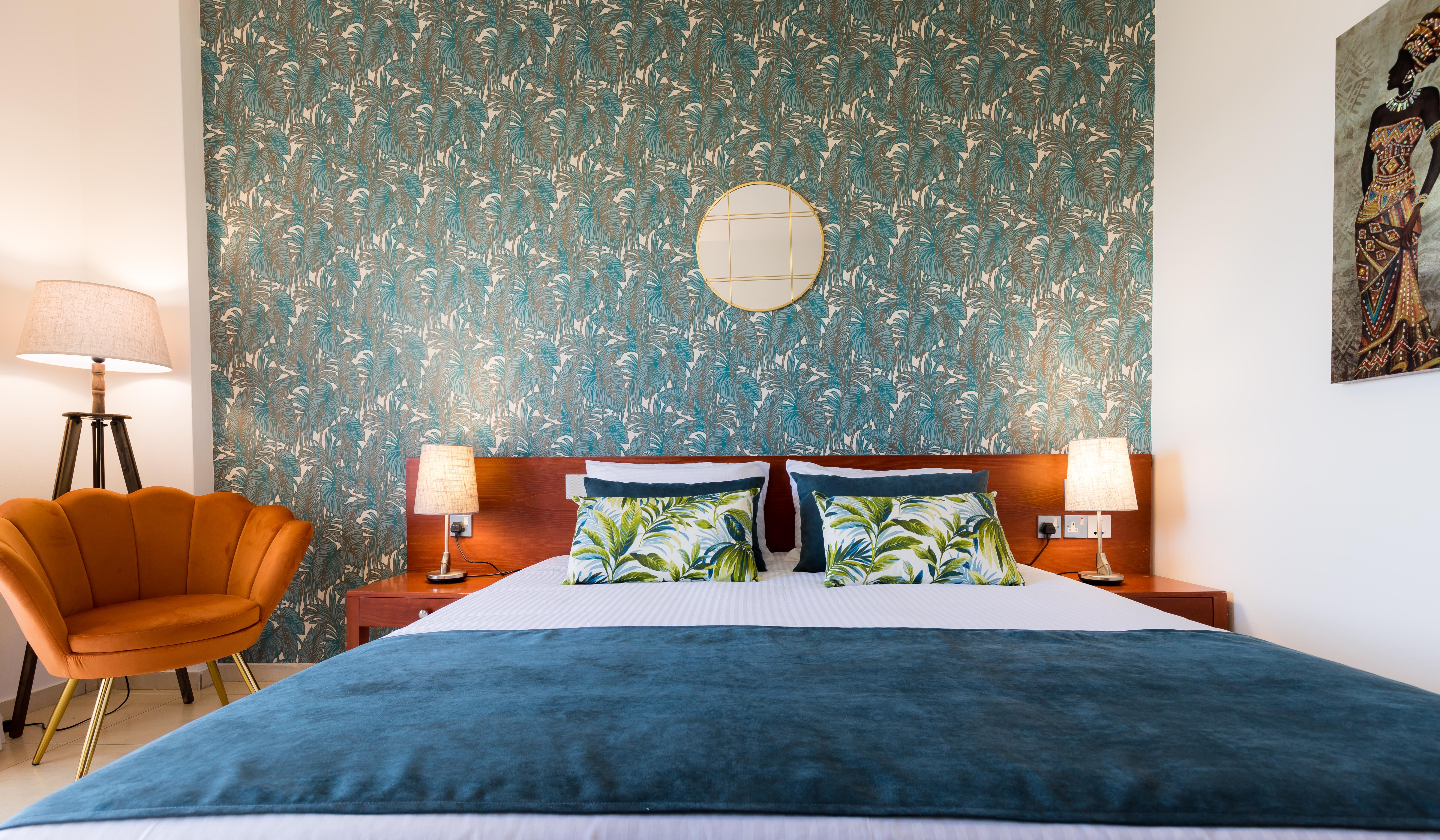 Iris Hotel 3*