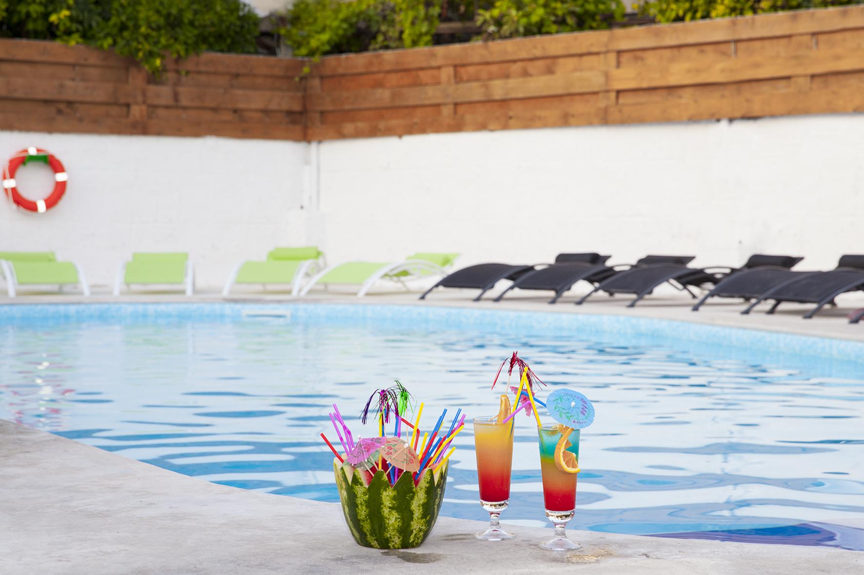 Aparthotel Alecos 3*