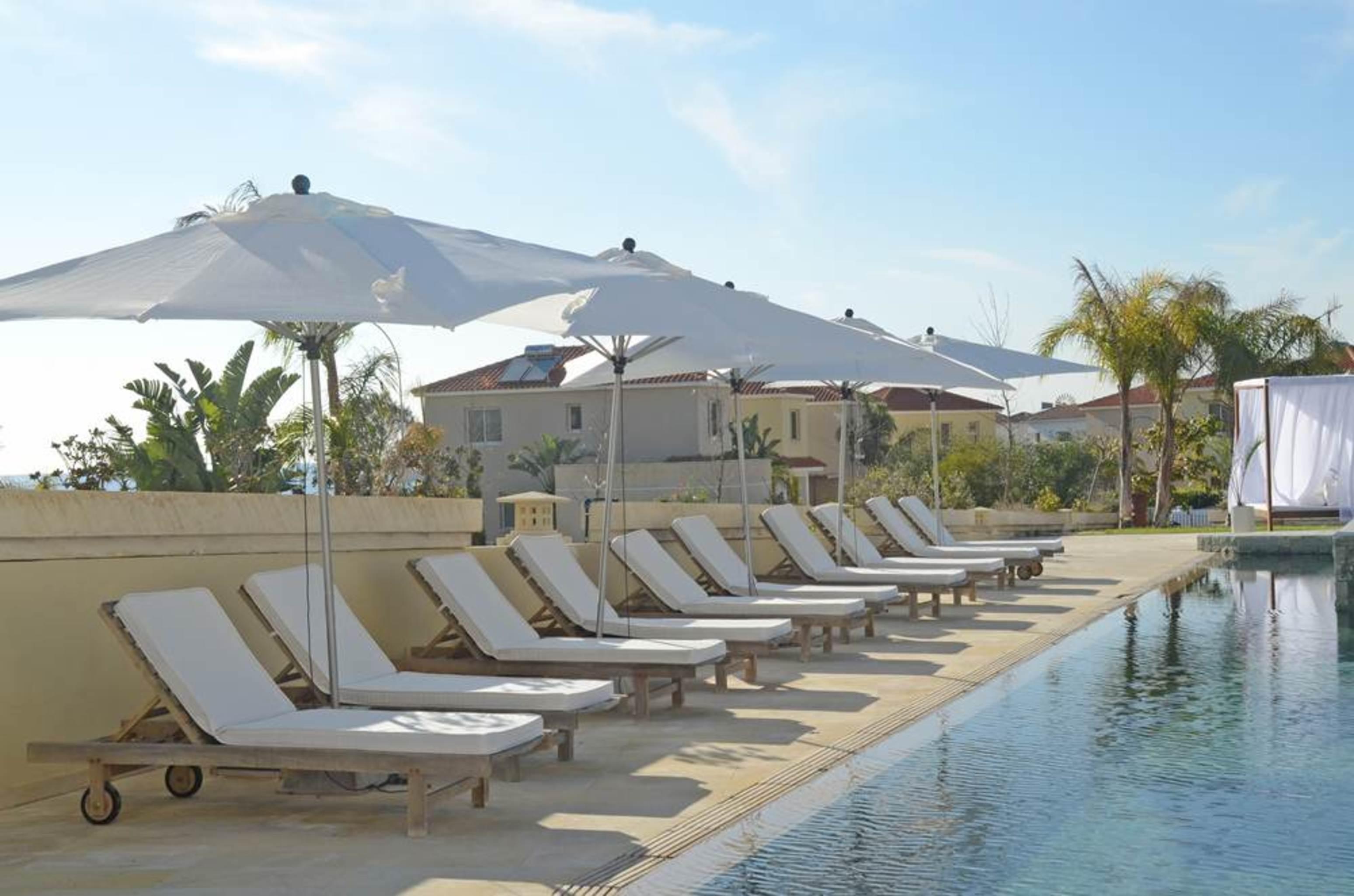 Hotel E-hotel Larnaca & Perivolia
