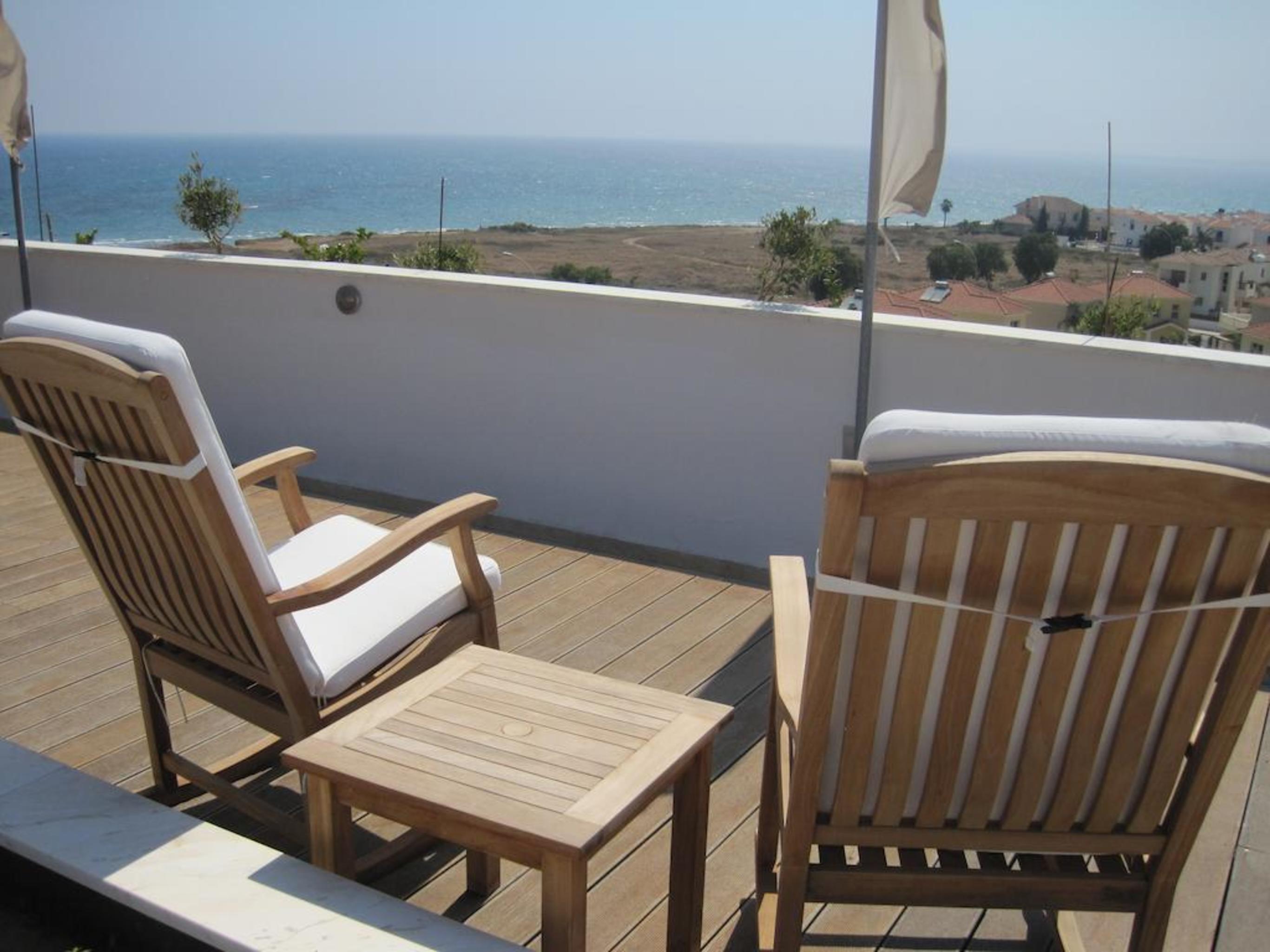 E-hotel Larnaca & Hotel