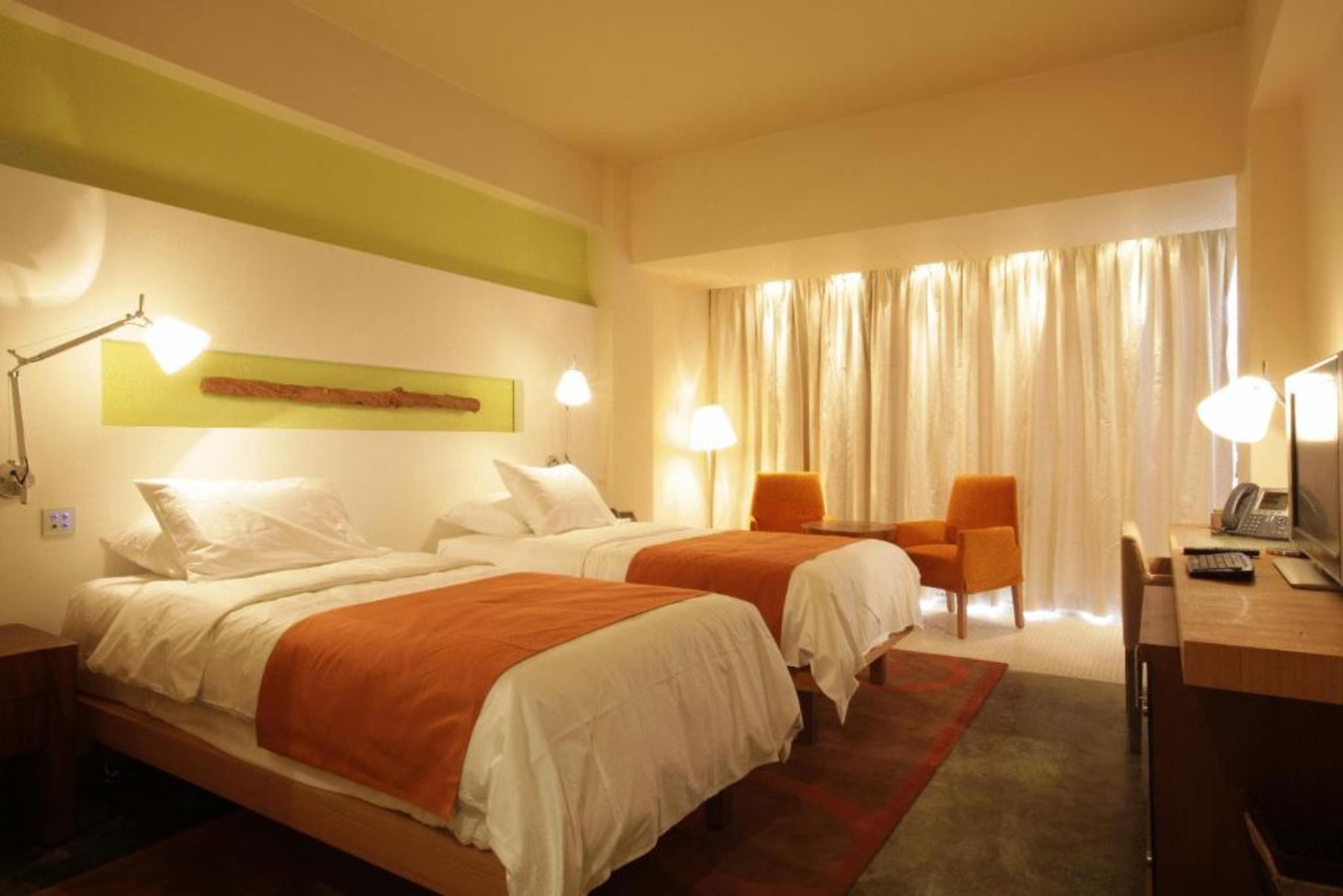 E-hotel Larnaca & Hotel 4*