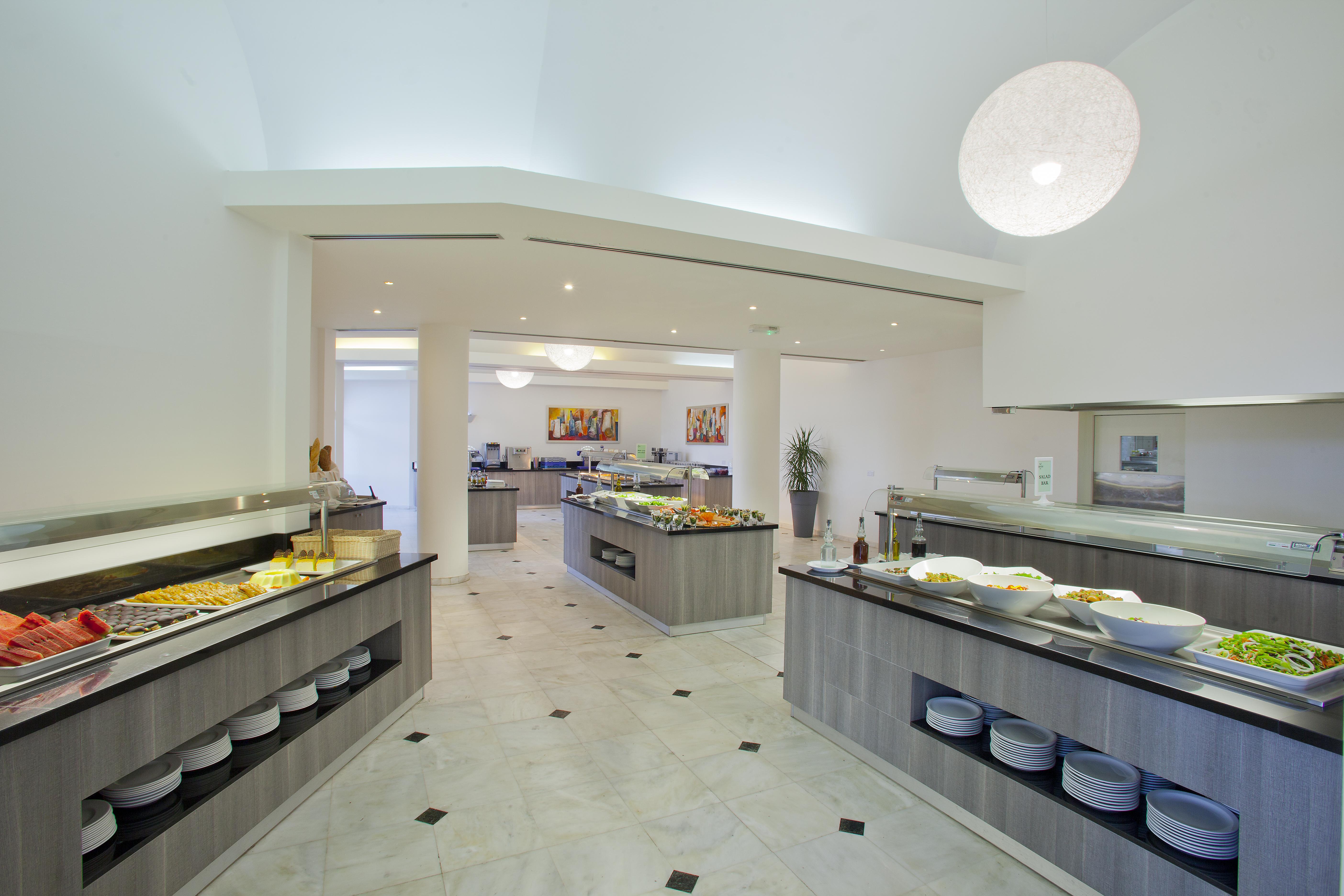 Golden Coast 4* Protaras