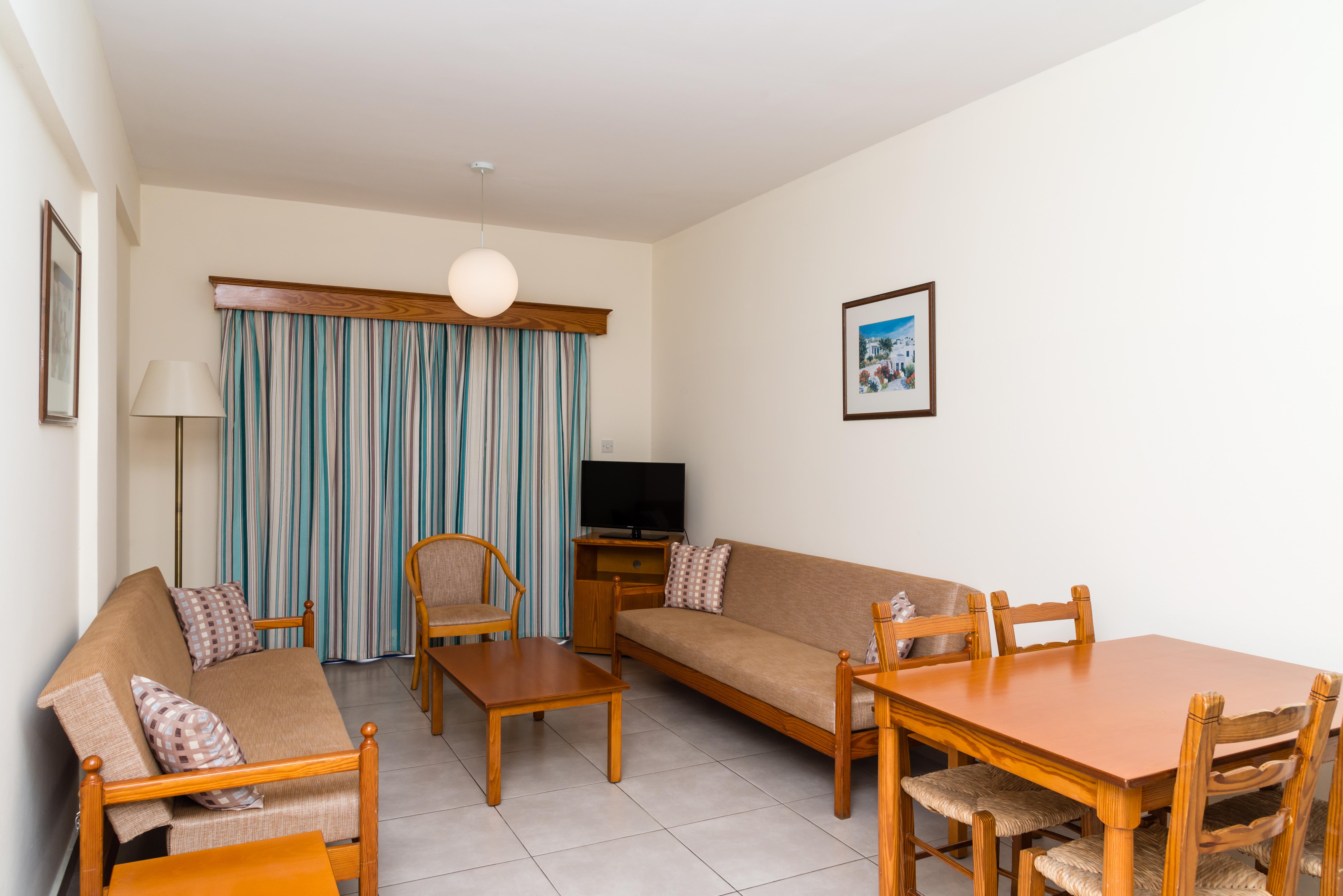 Aparthotel Kefalos Damon