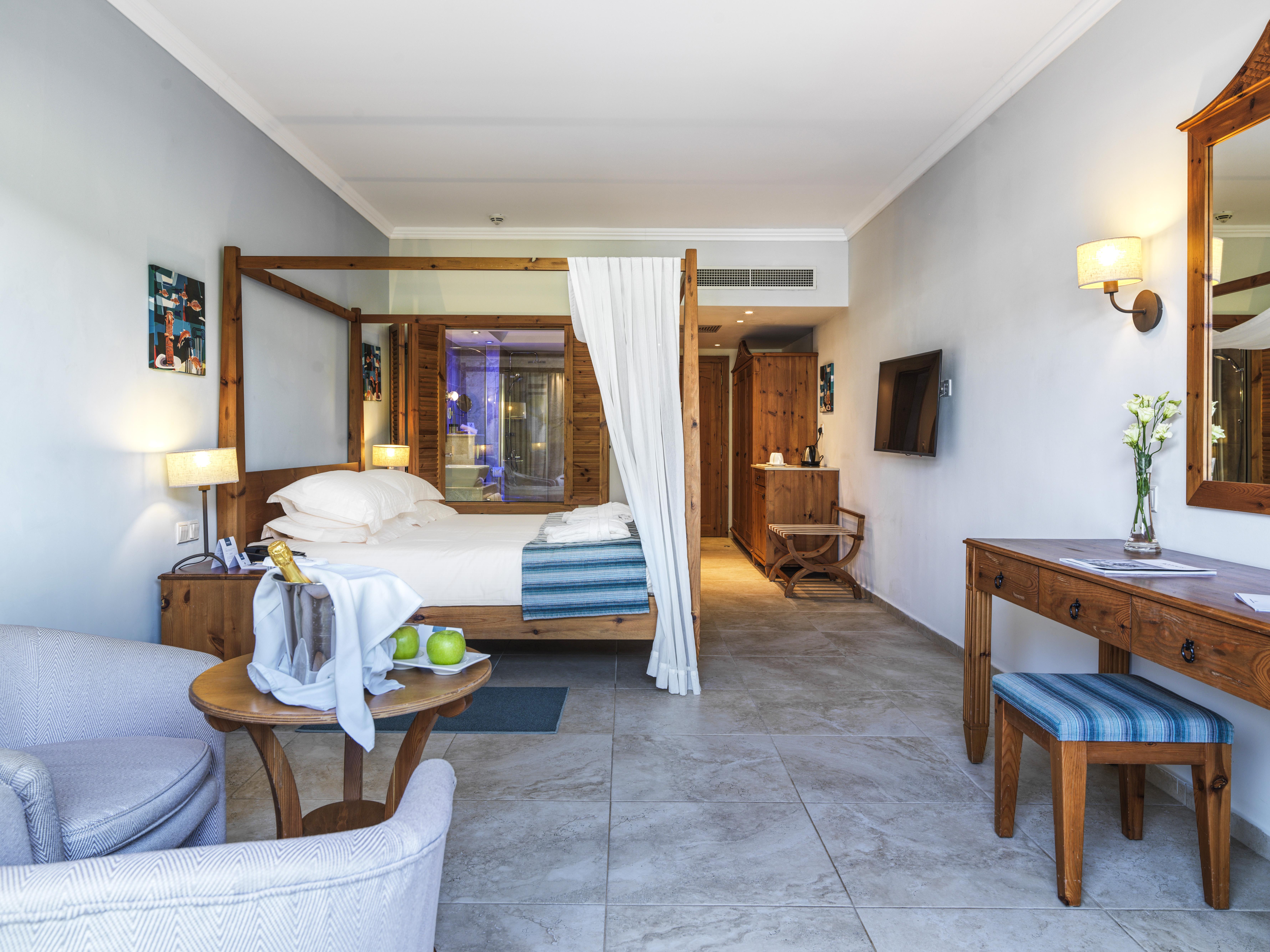 Olympic Lagoon Resort 5*