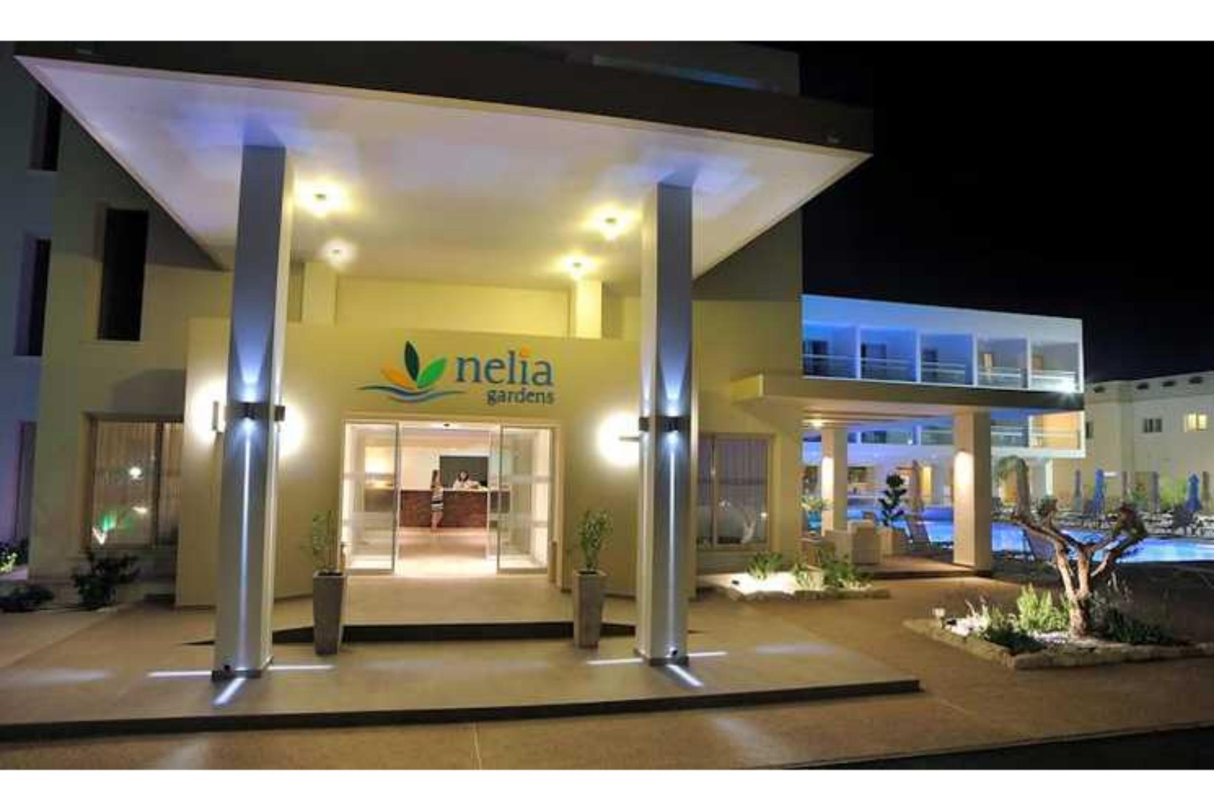 Hotel Nelia Gardens