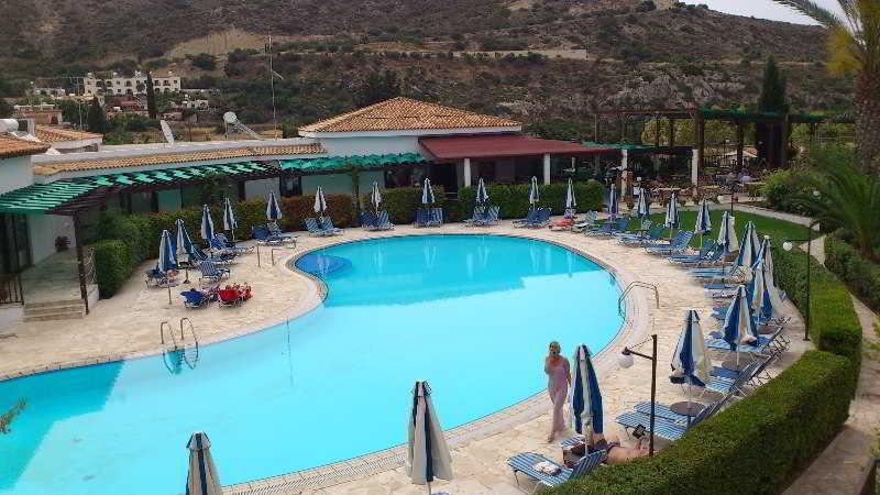 Hylatio Tourist Village 3*