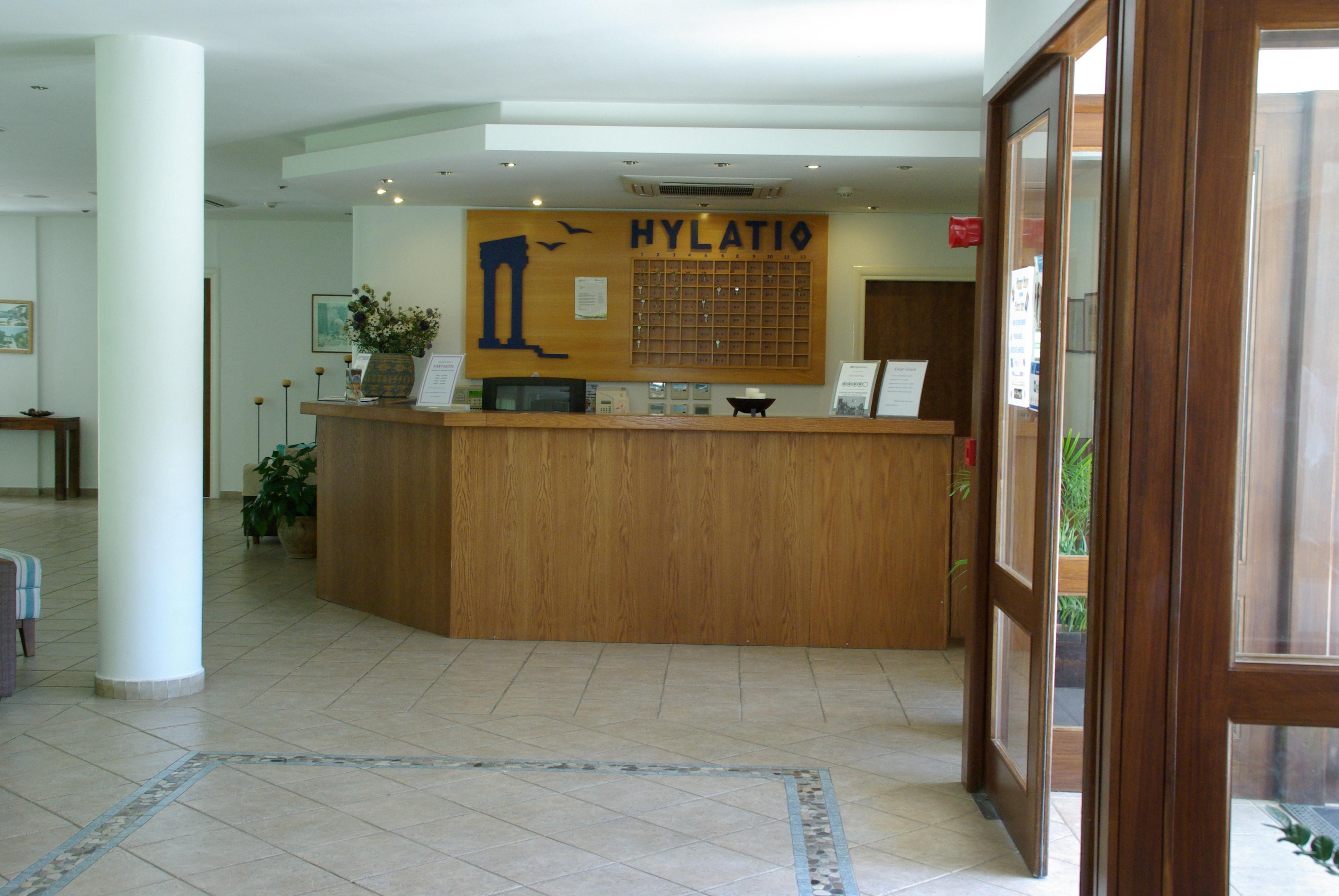 Hylatio Tourist Village Aparthotel Pissouri