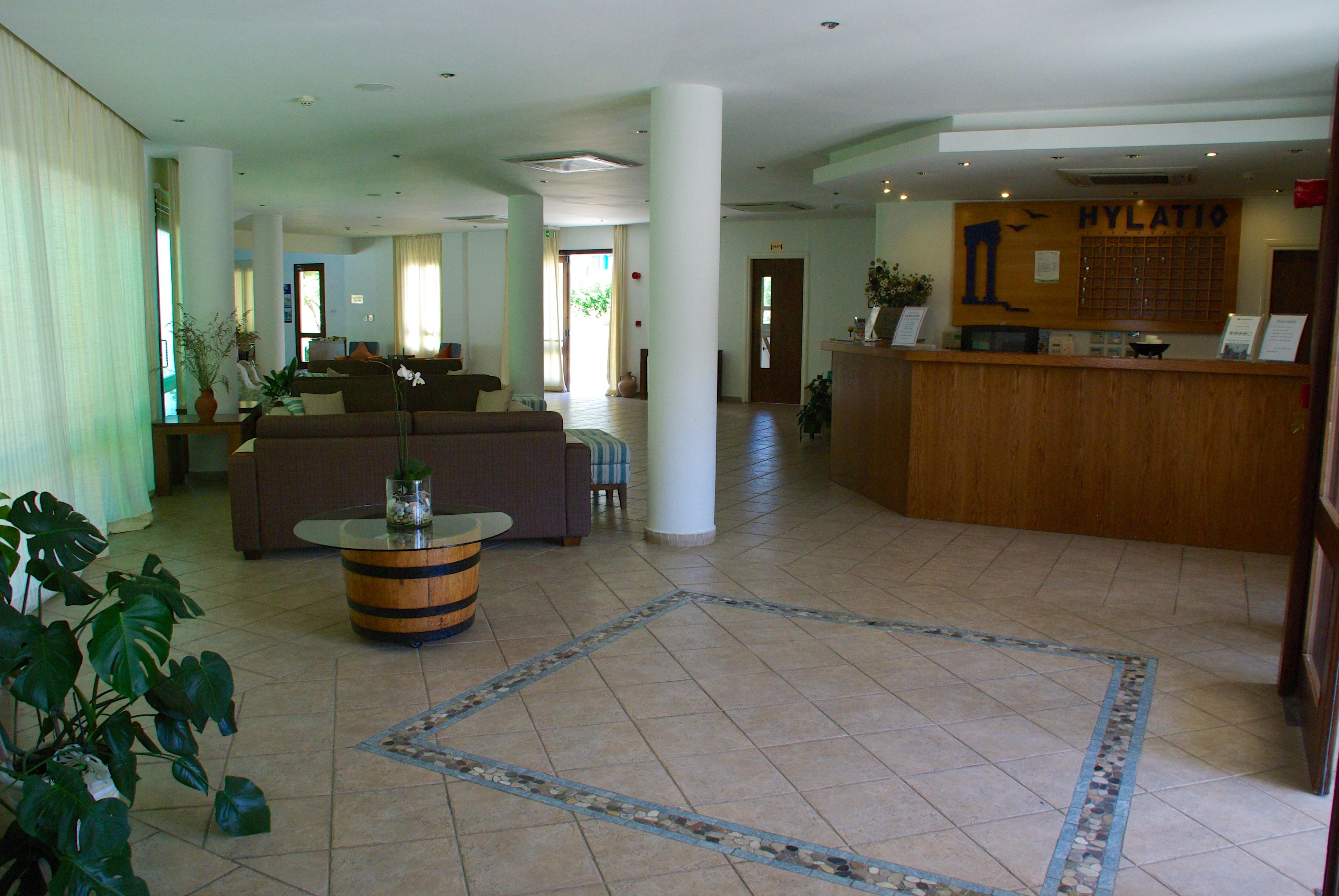 Hylatio Tourist Village Aparthotel Pissouri