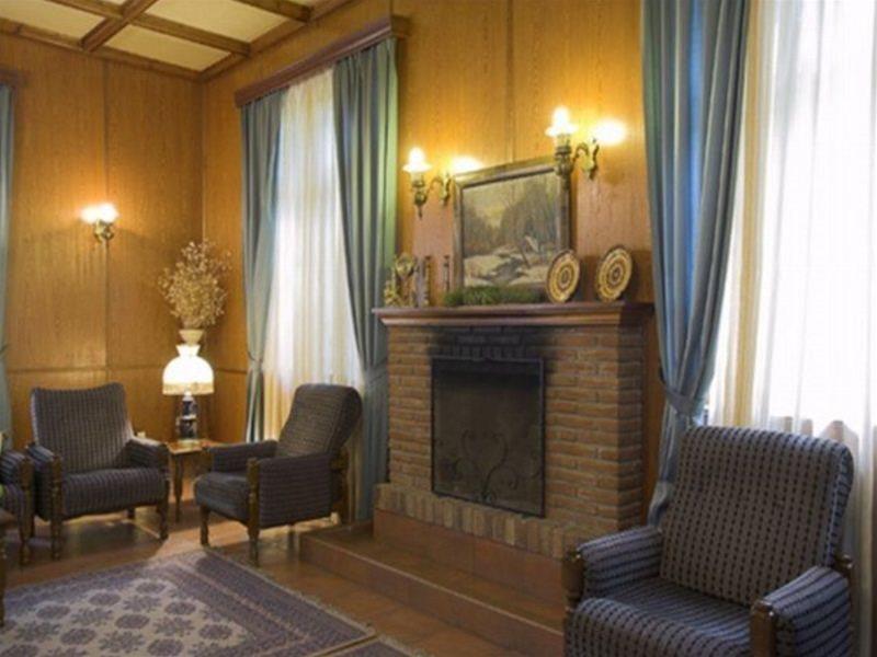 Hotel New Helvetia 3*