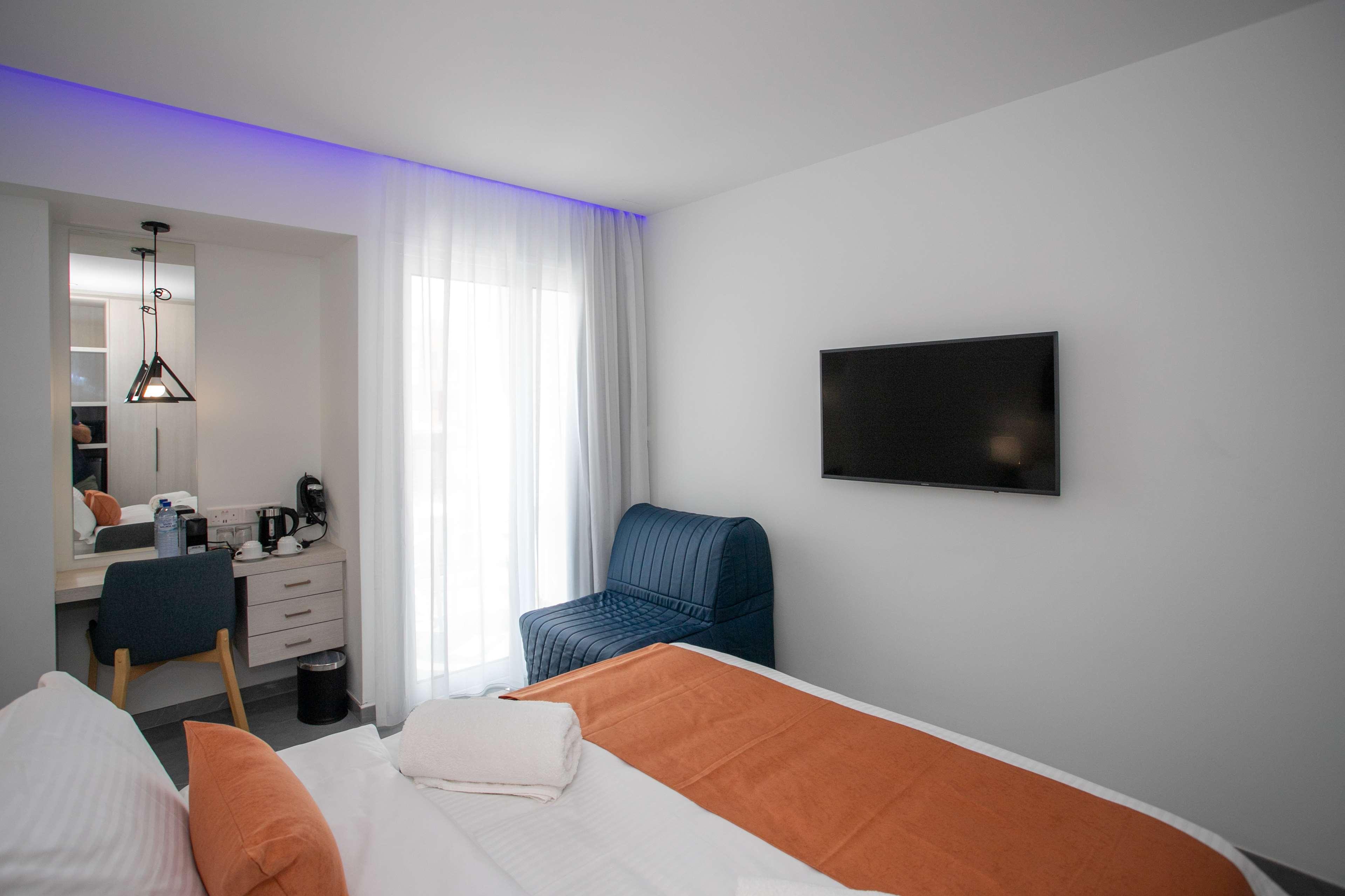 Western Larco 4* Lárnaca