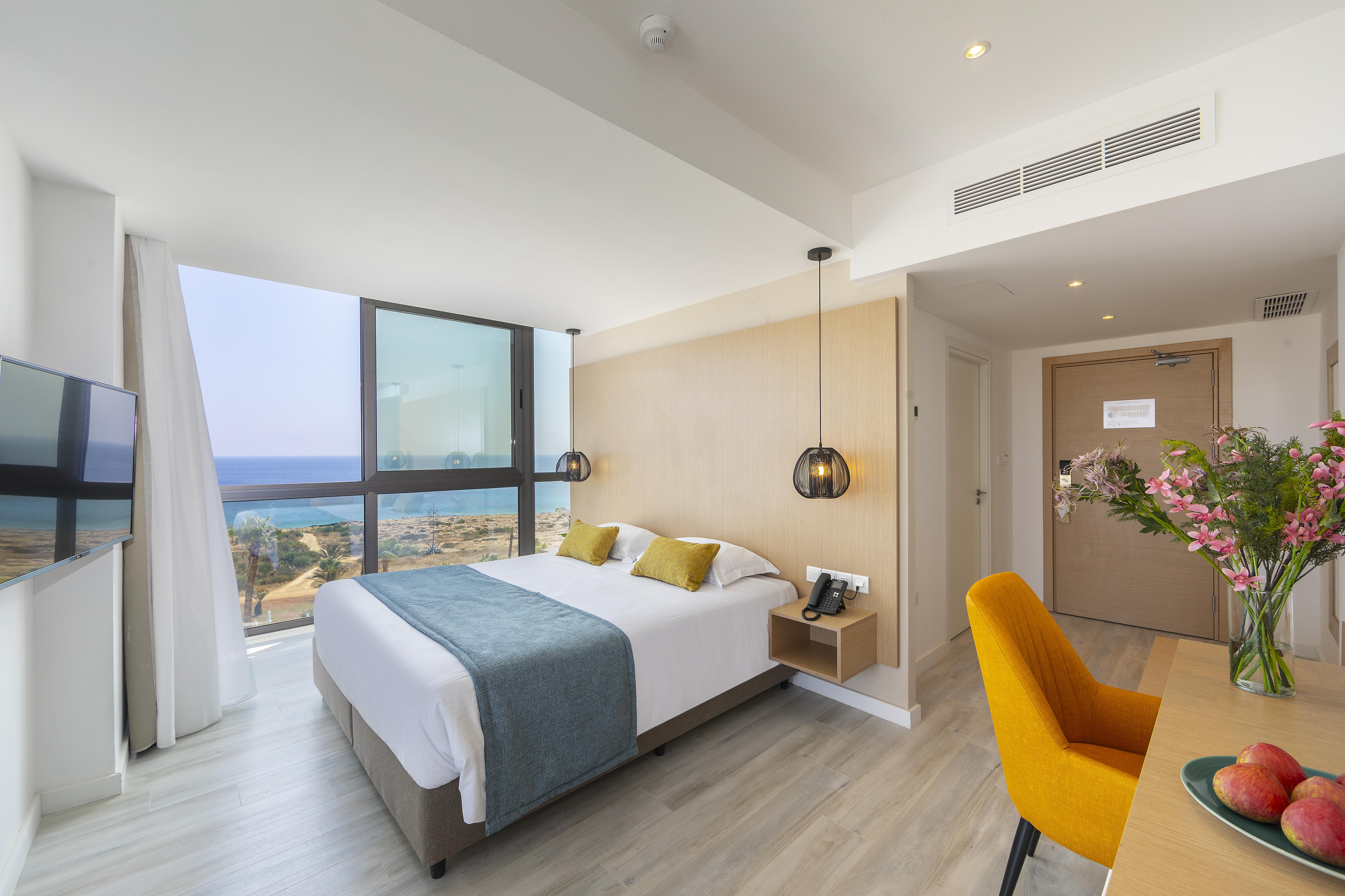 Leonardo Crystal Cove & - Adults Only Protaras