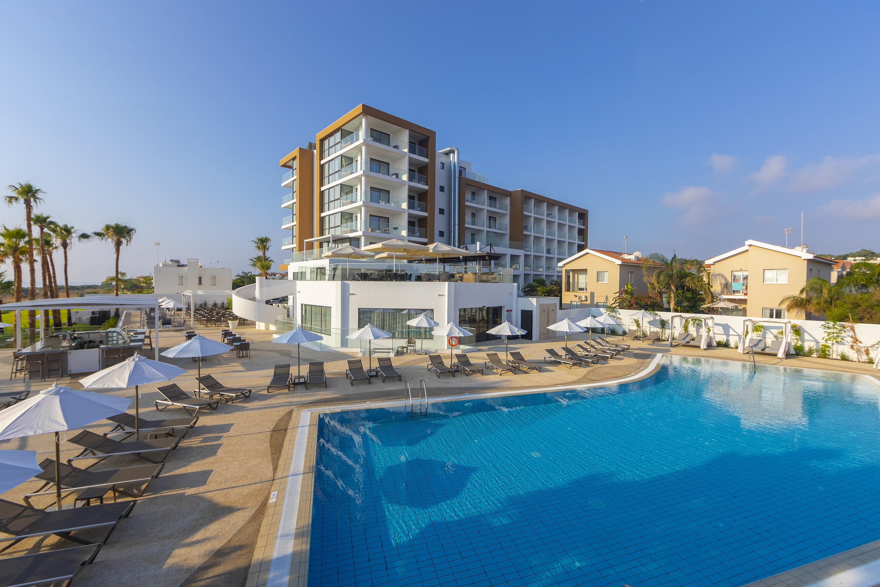 Hotel Leonardo Crystal Cove & - Adults Only