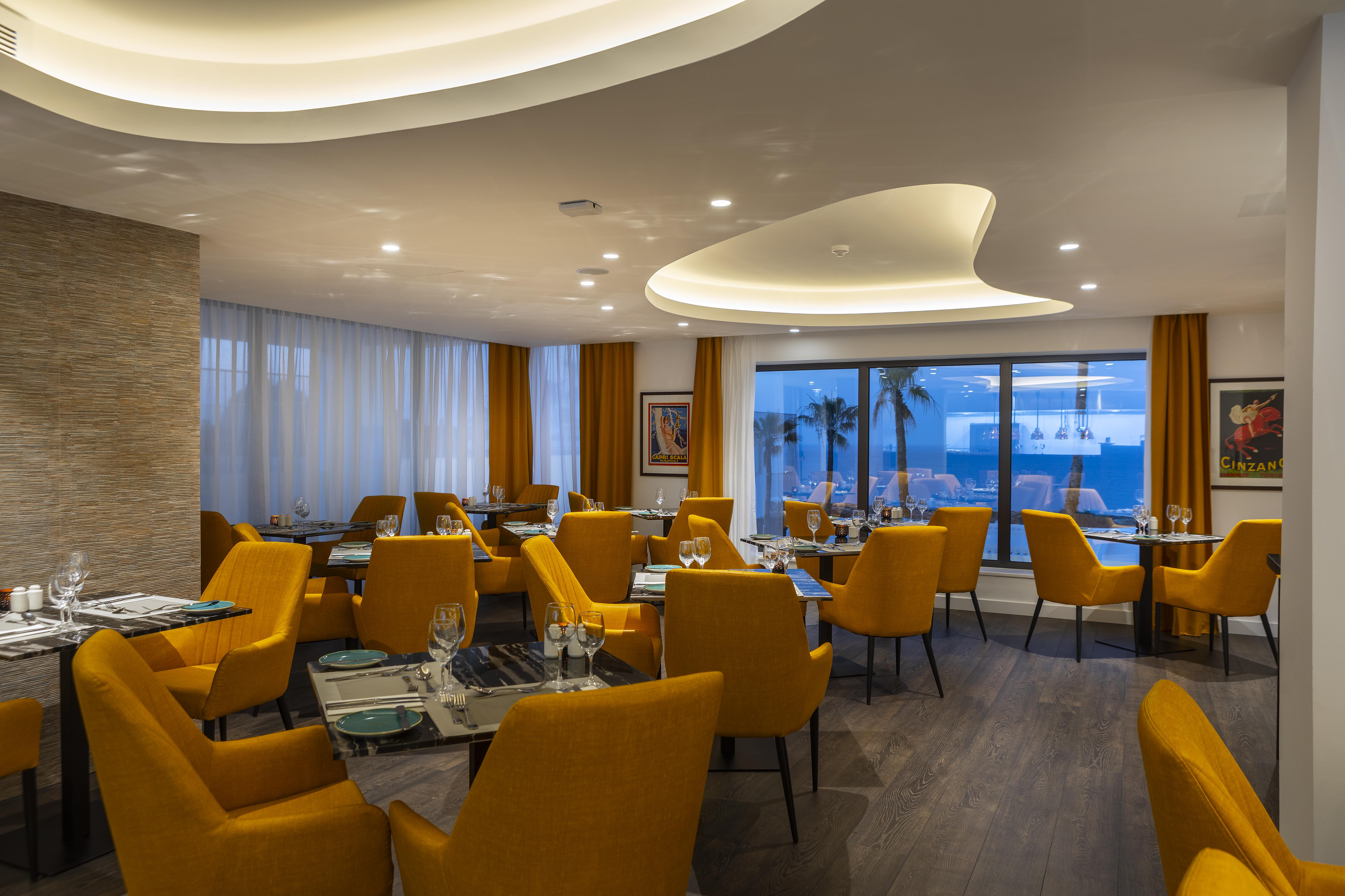 Hotel Leonardo Crystal Cove & - Adults Only 4*